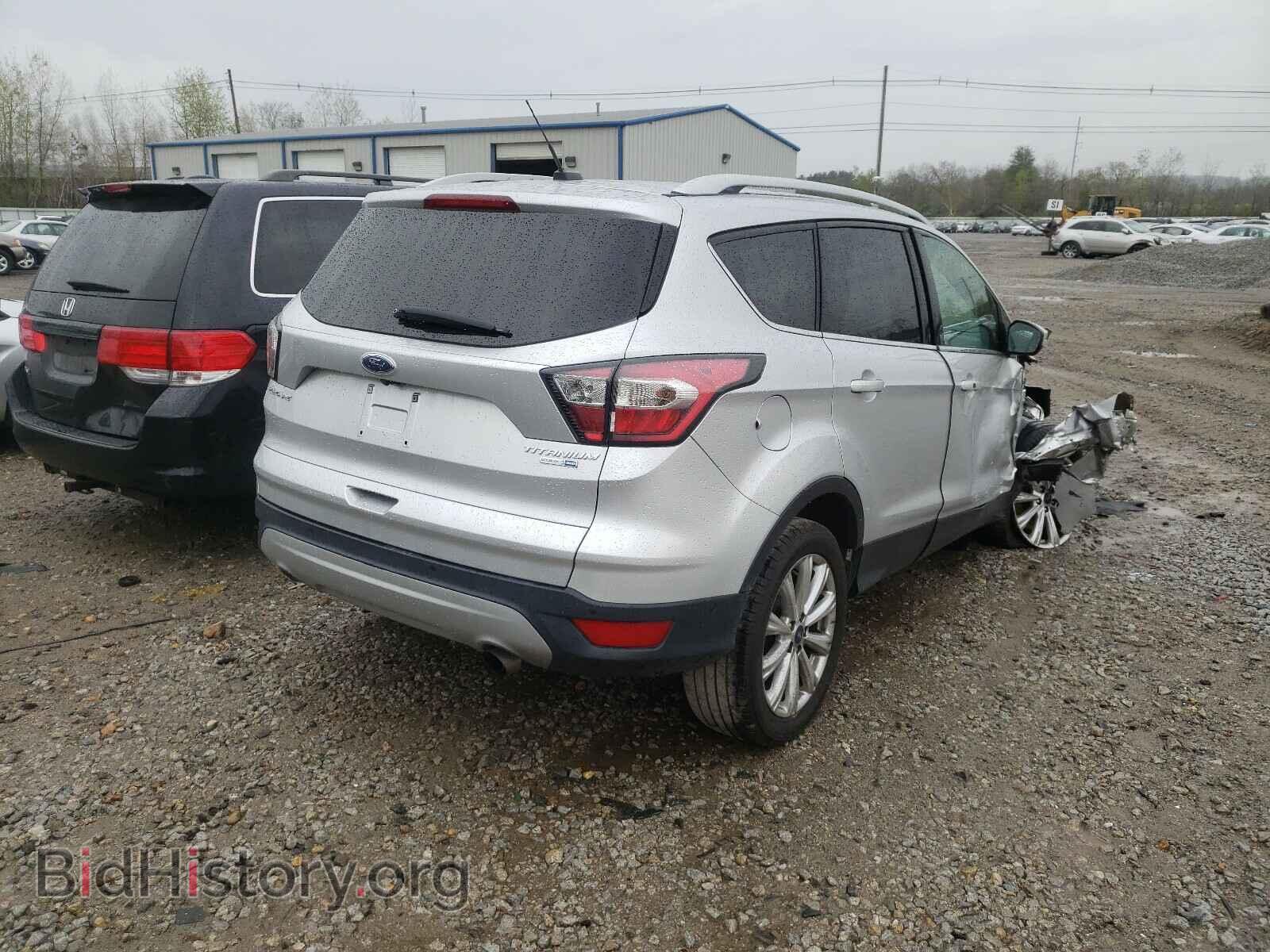 2017 FORD ESCAPE - VIN: 1FMCU9JD4HUB33593 - Photo 4