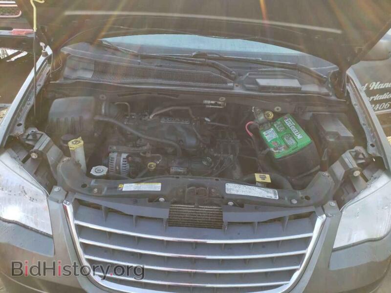 2010 Chrysler MINIVAN (VIN 2A4RR5D12AR194786) — photo 7 of 10
