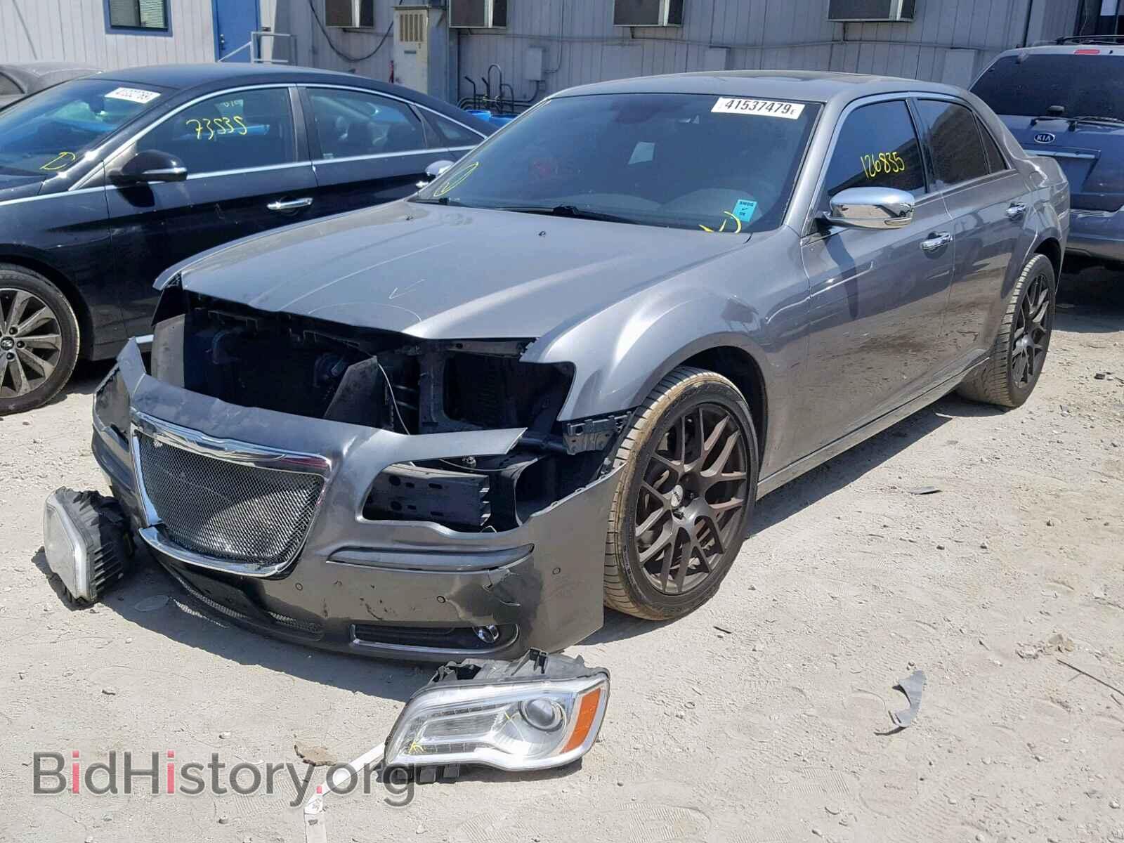 2011 CHRYSLER 300 - VIN: 2C3CA6CT3BH531375 - Photo 2