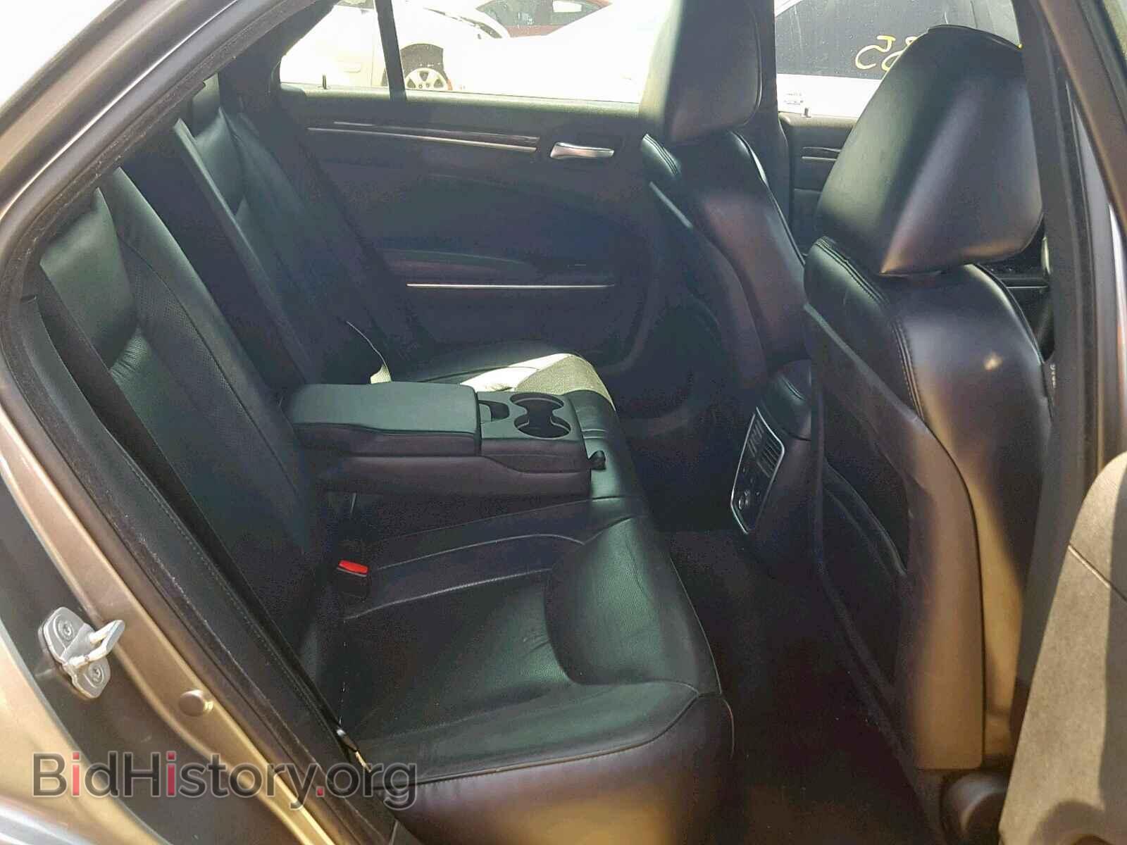 2011 CHRYSLER 300 - VIN: 2C3CA6CT3BH531375 - Photo 6
