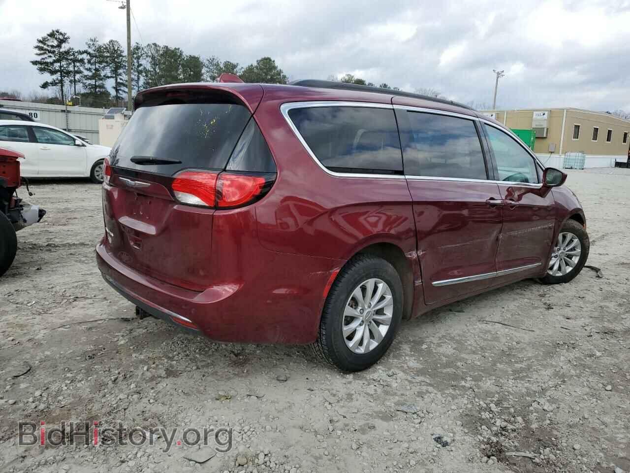 2017 CHRYSLER PACIFICA - VIN: 2C4RC1BGXHR634836 - Фото 3