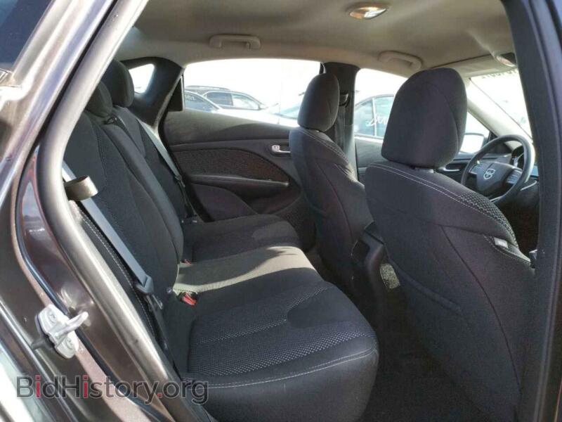 2015 Dodge DART (VIN 1C3CDFBB0FD300856) — photo 6 of 10