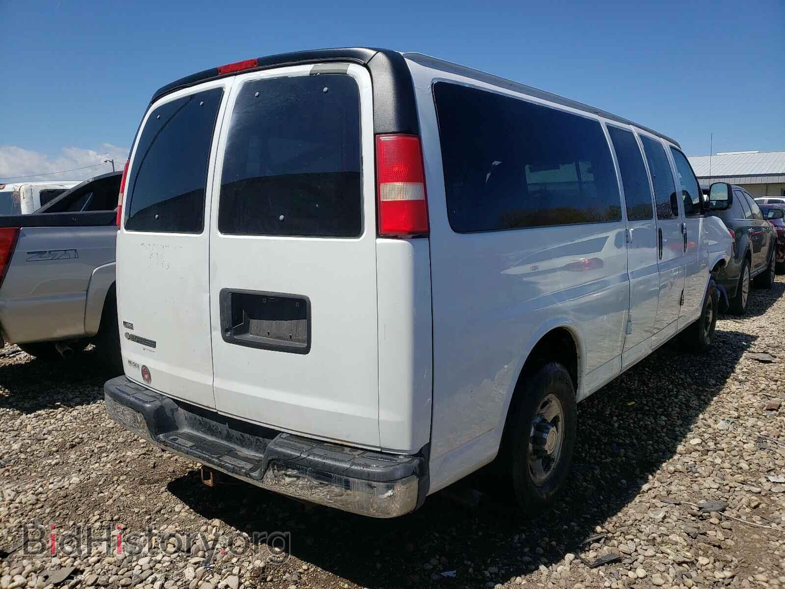 2010 CHEVROLET EXPRESS - VIN: 1GA2G1DG5A1108894 - Фото 4