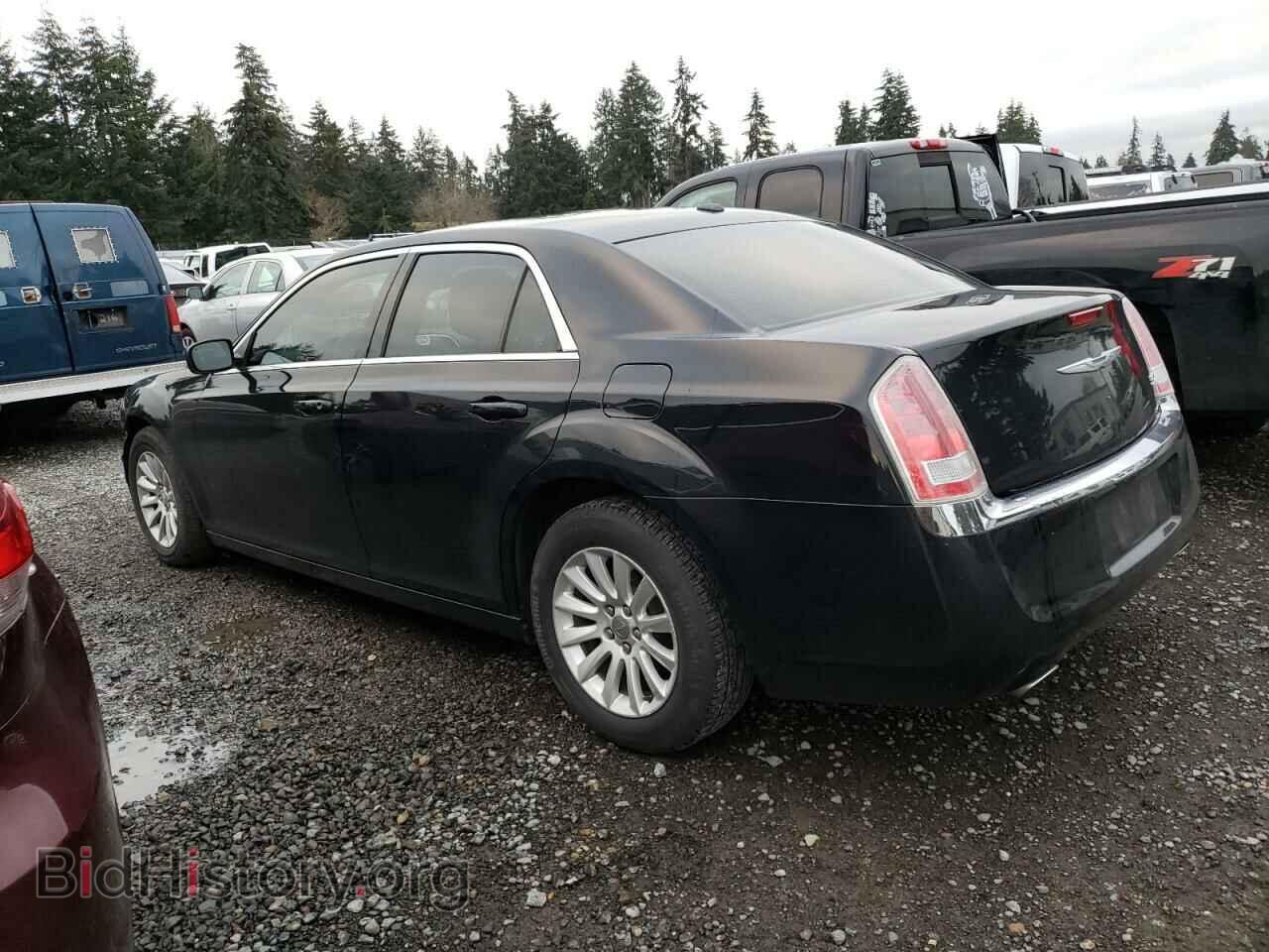 2013 CHRYSLER 300 - VIN: 2C3CCAAG5DH602405 - Фото 2