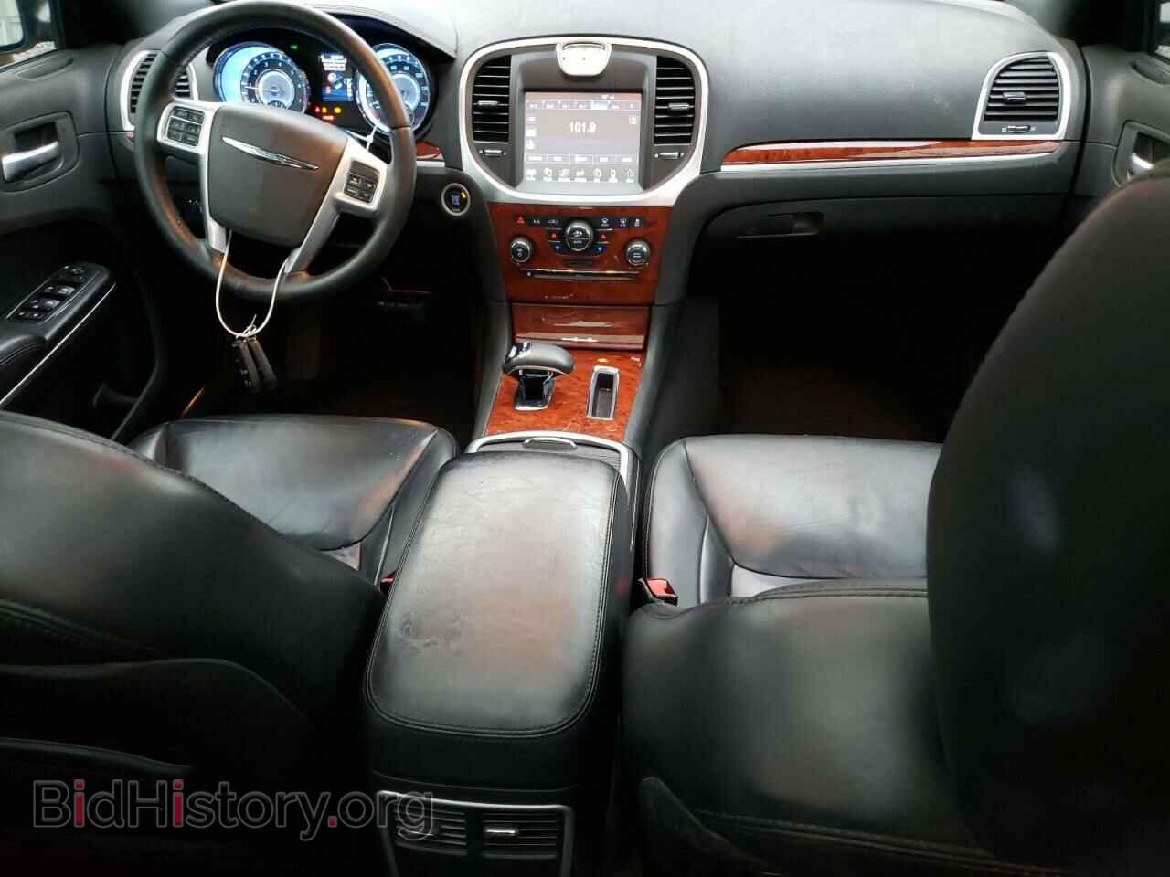 2013 CHRYSLER 300 - VIN: 2C3CCAAG5DH602405 - Фото 8