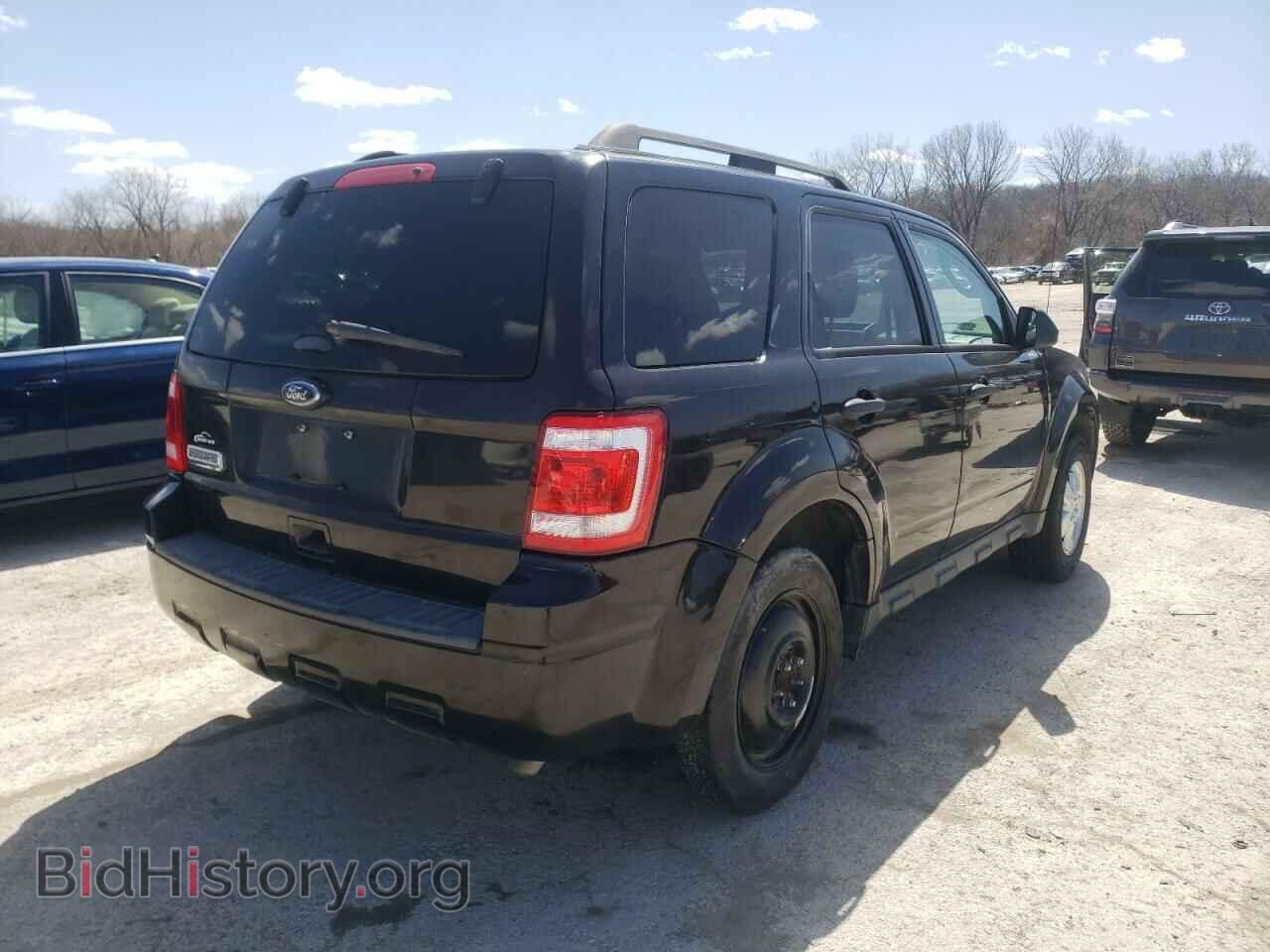 2011 FORD ESCAPE - VIN: 1FMCU0D70BKB79801 - Фото 4