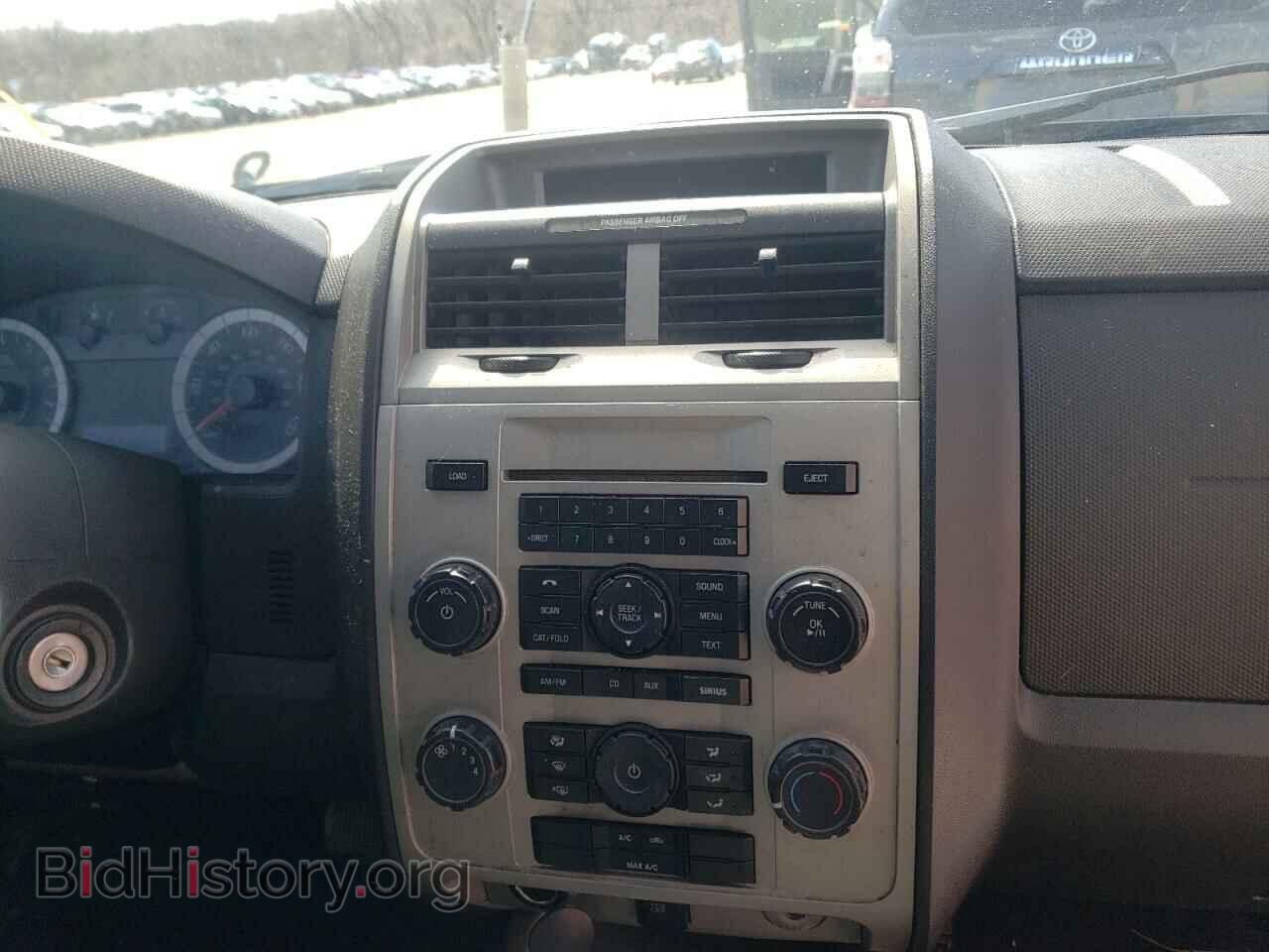 2011 FORD ESCAPE - VIN: 1FMCU0D70BKB79801 - Фото 9