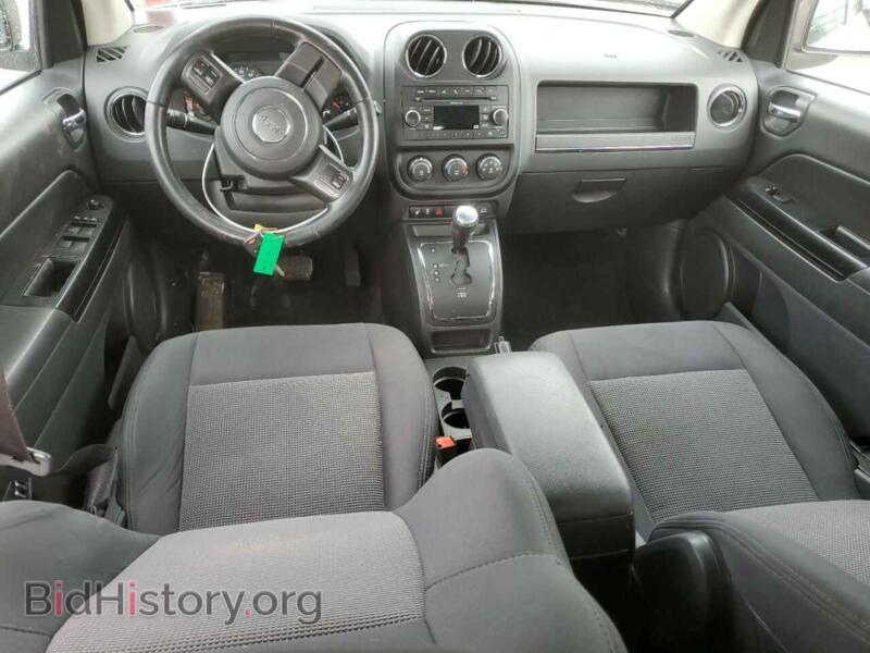 2012 Jeep COMPASS (VIN 1C4NJCEB1CD579169) — photo 8 of 13