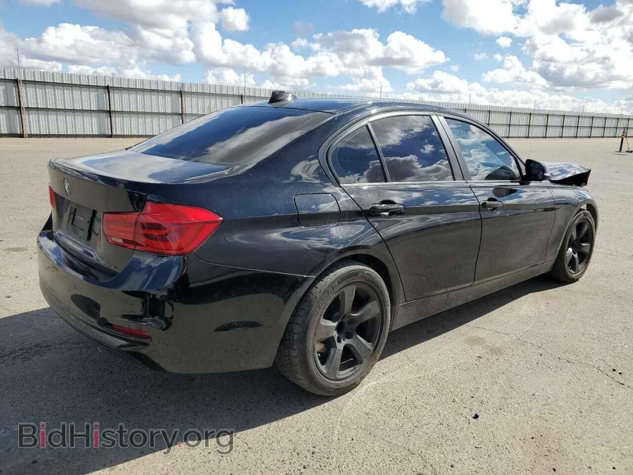 2016 BMW 3 SERIES - VIN: WBA8E1G54GNU10547 - Фото 3
