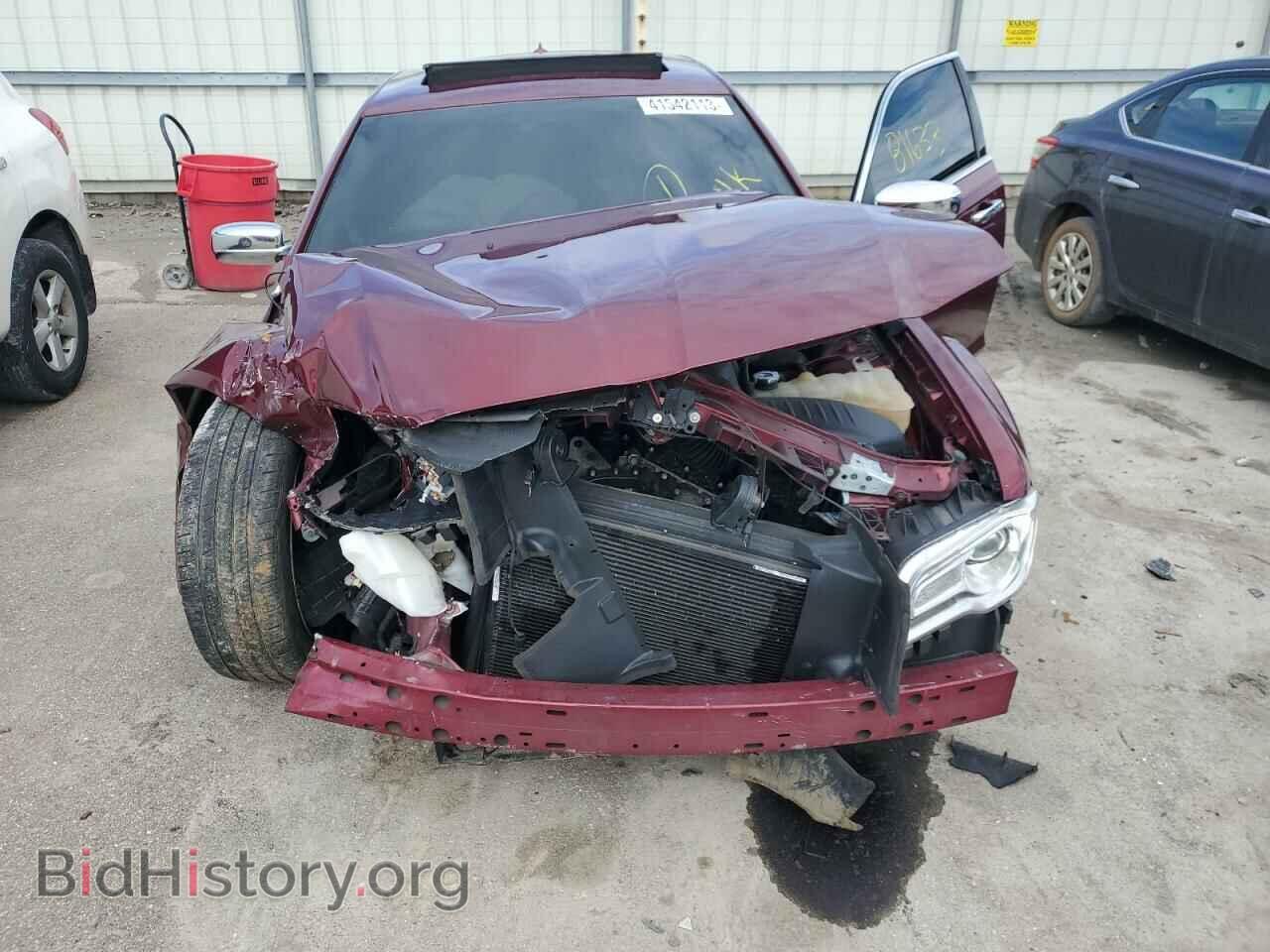 2019 CHRYSLER 300 - VIN: 2C3CCAEG6KH566148 - Фото 11
