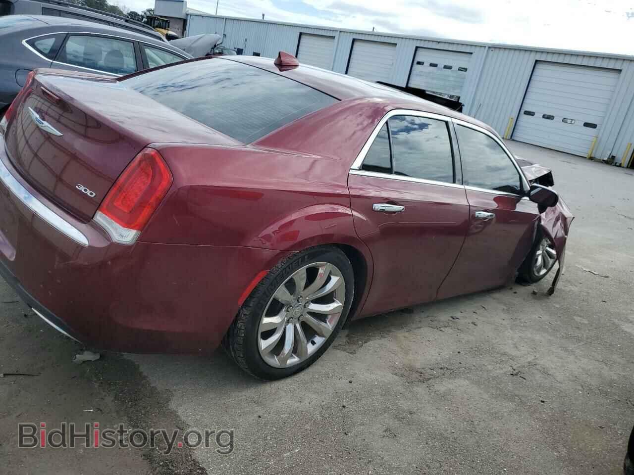 2019 CHRYSLER 300 - VIN: 2C3CCAEG6KH566148 - Фото 3