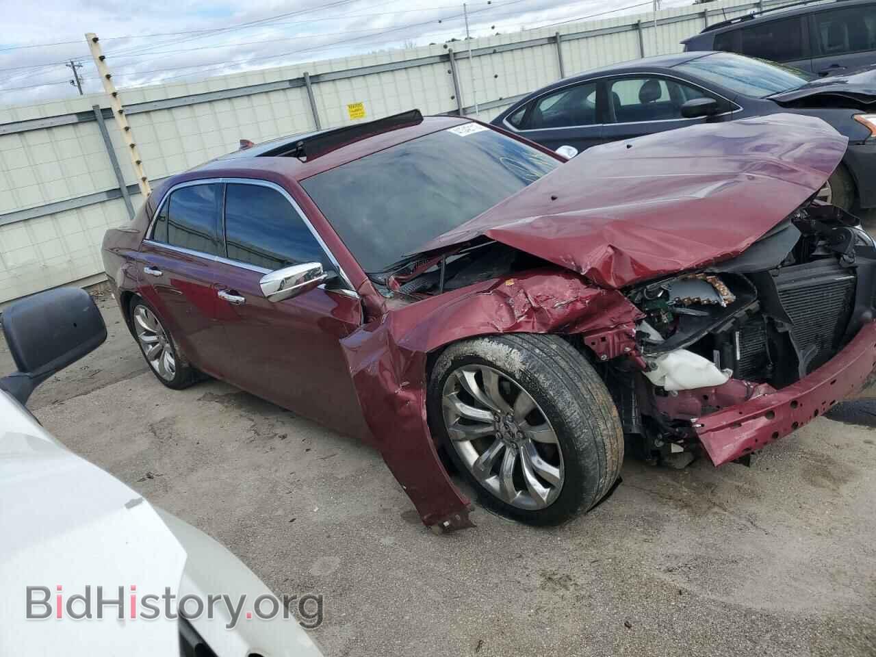 2019 CHRYSLER 300 - VIN: 2C3CCAEG6KH566148 - Фото 4