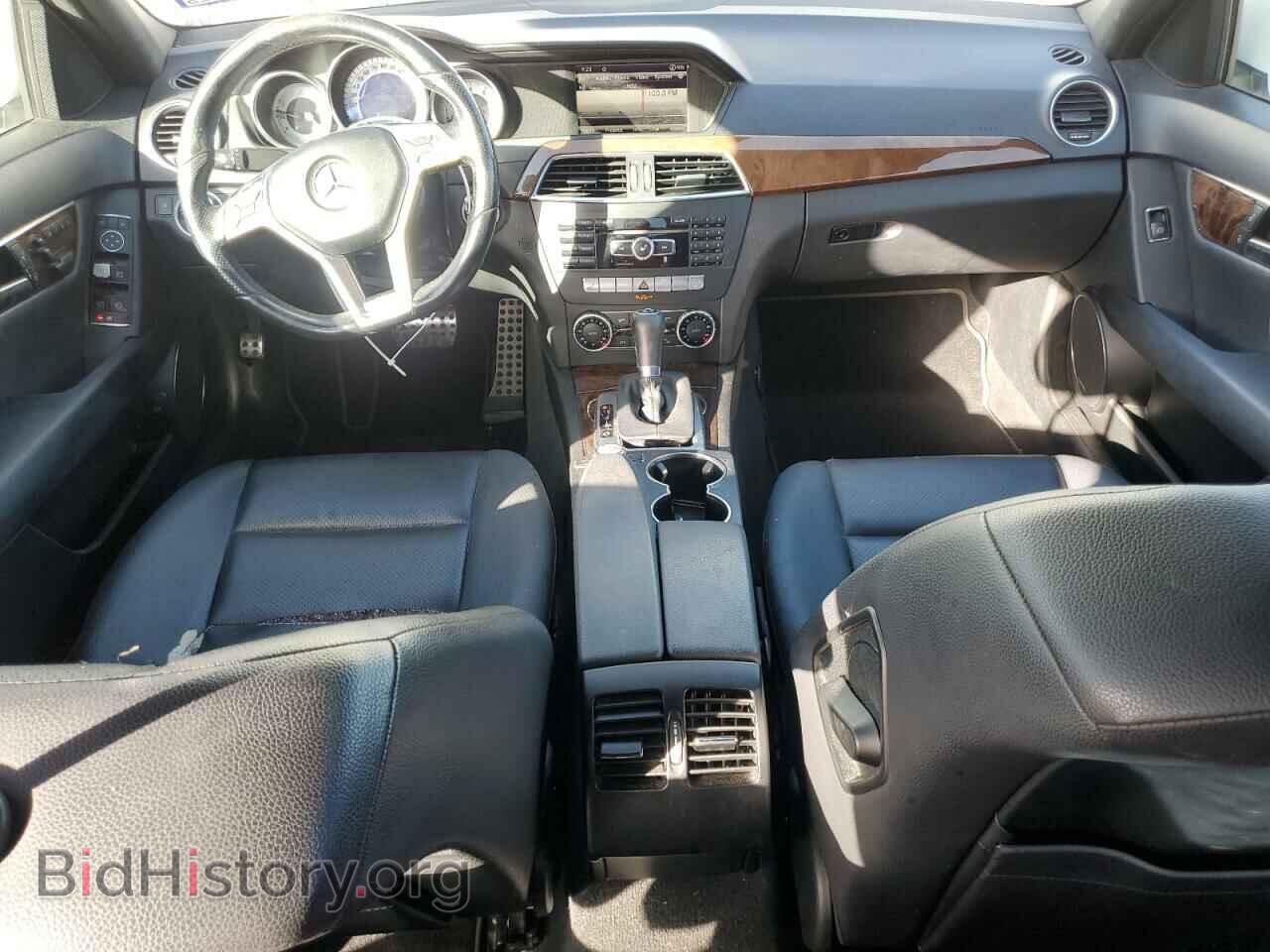 2014 MERCEDES-BENZ C-CLASS - VIN: WDDGF5HB4EA932208 - Фото 8