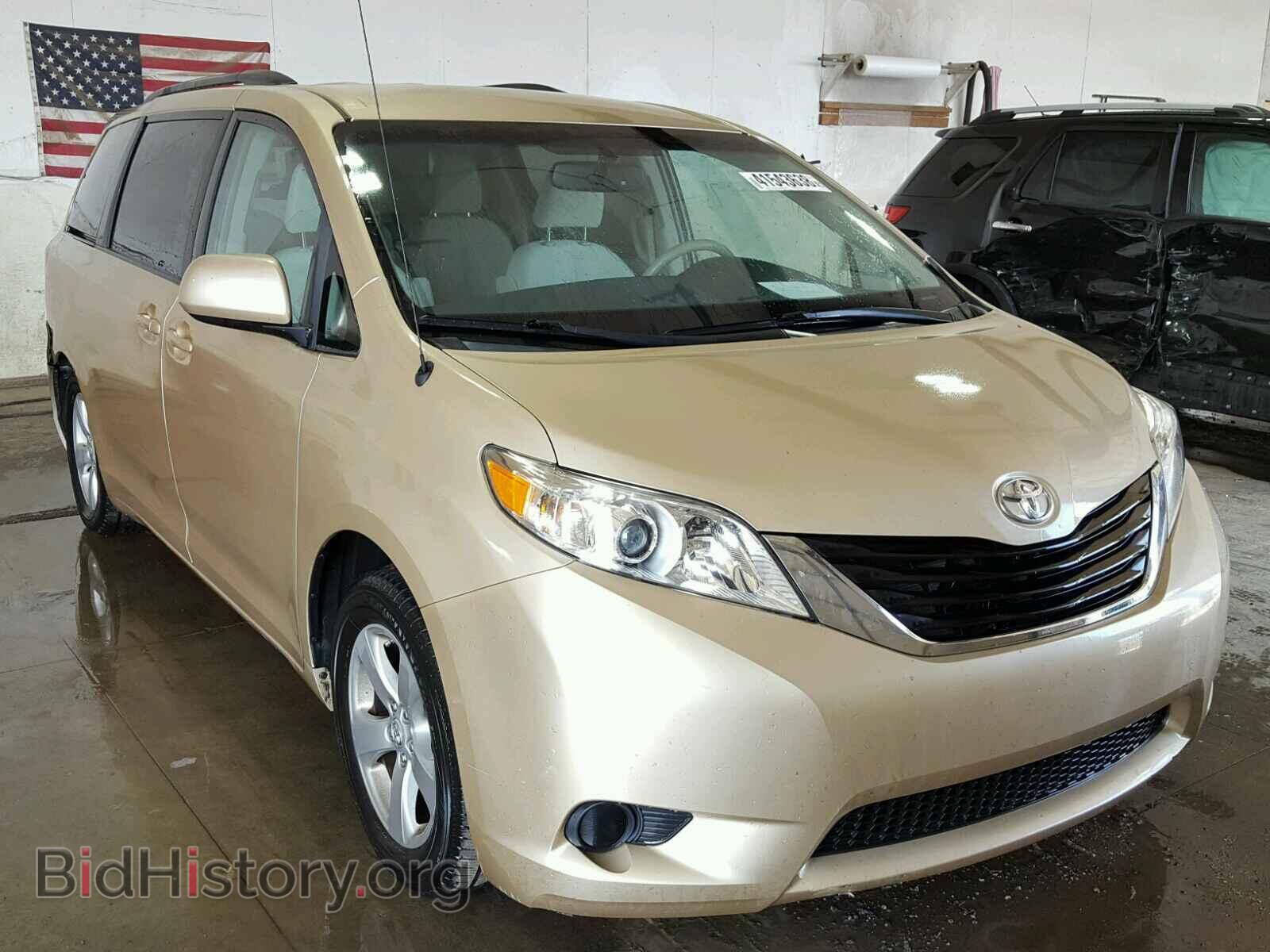 Фотография 5TDKK3DC0CS205537 - TOYOTA SIENNA LE 2012