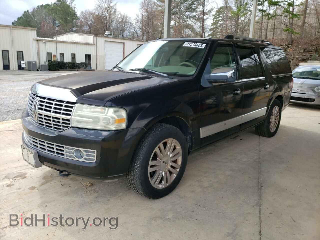 Фотография 5LMFL275X7LJ10697 - LINCOLN NAVIGATOR 2007