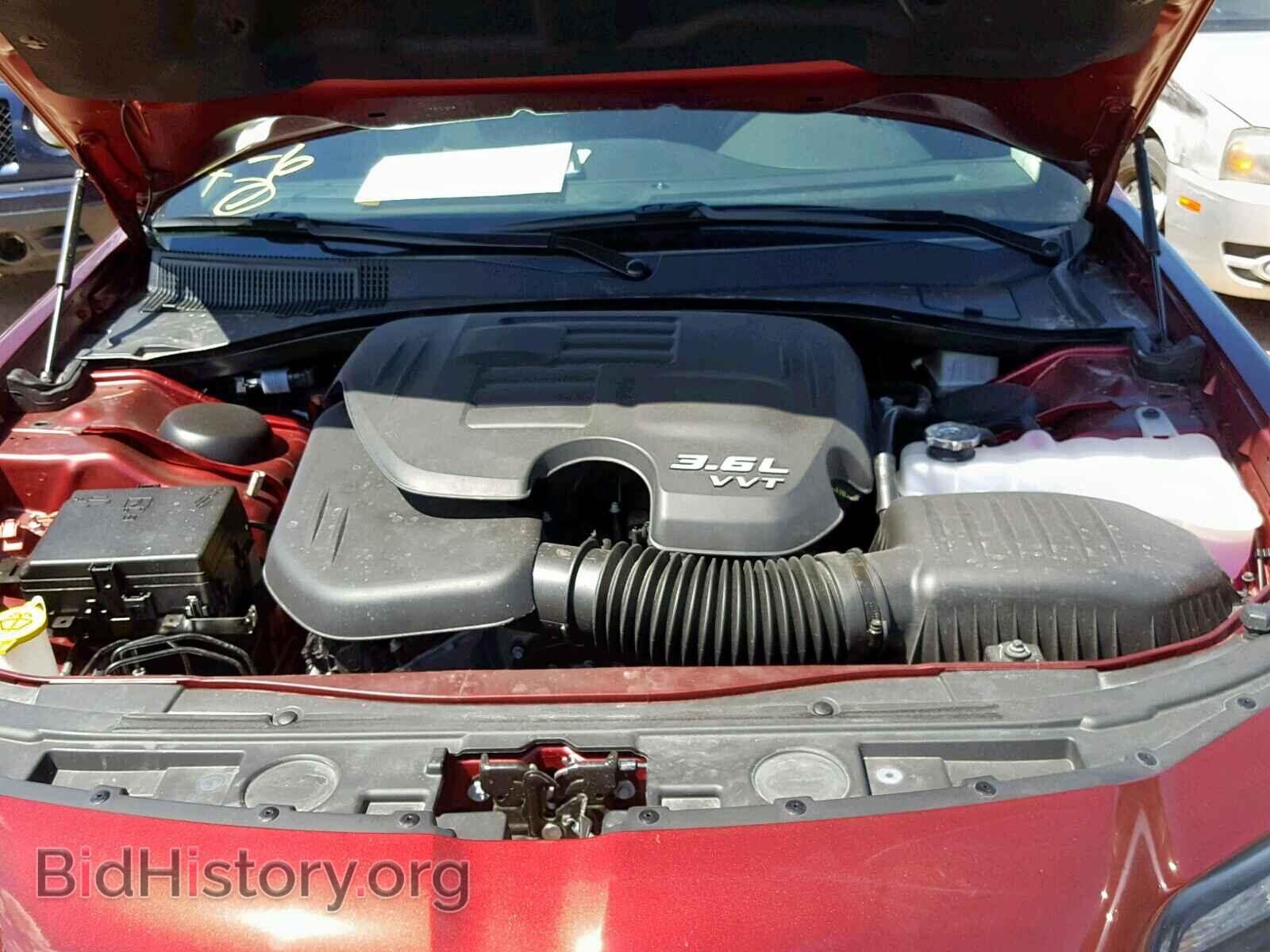 2019 CHRYSLER 300 - VIN: 2C3CCAAG4KH614400 - Фото 7