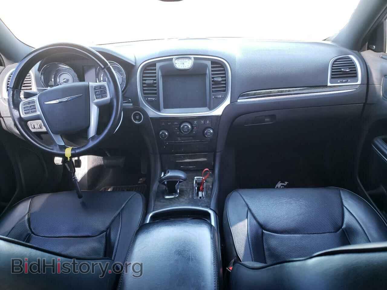2014 CHRYSLER 300 - VIN: 2C3CCAEGXEH138667 - Фото 8