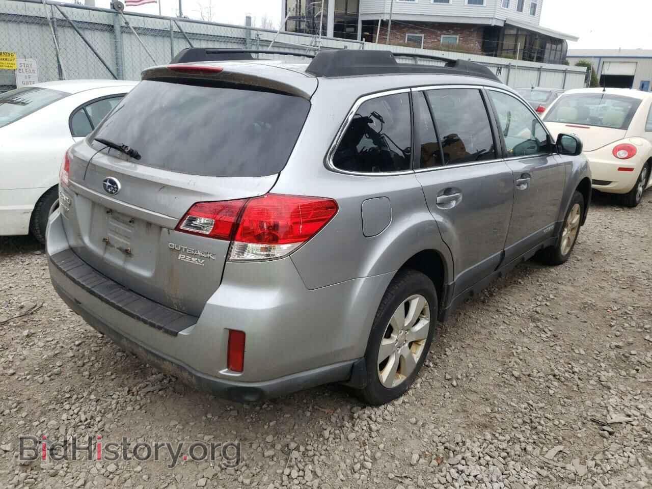 2011 SUBARU OUTBACK - VIN: 4S4BRBCC5B1316468 - Photo 4