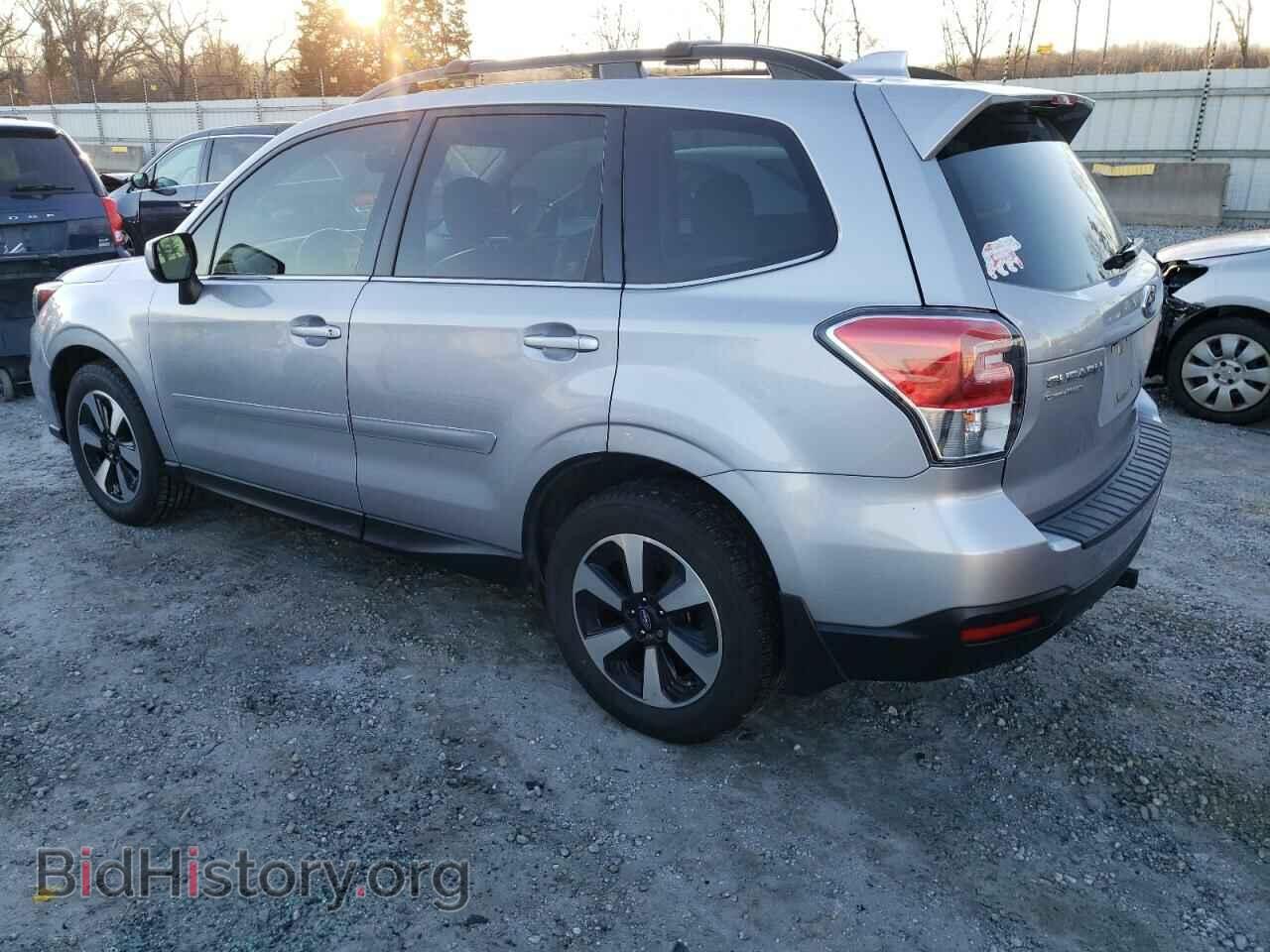 2018 SUBARU FORESTER - VIN: JF2SJAJC2JH405852 - Фото 2