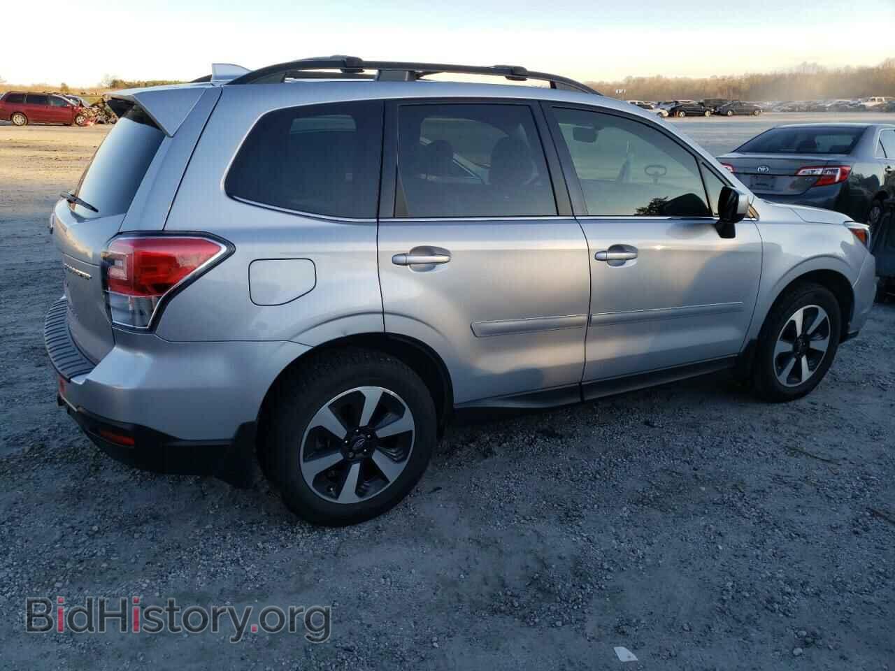 2018 SUBARU FORESTER - VIN: JF2SJAJC2JH405852 - Фото 3