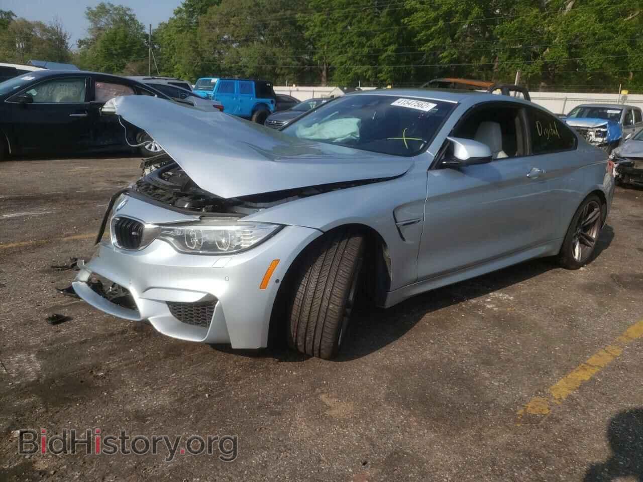 2015 BMW M4 - VIN: WBS3R9C51FK333988 - Фото 2
