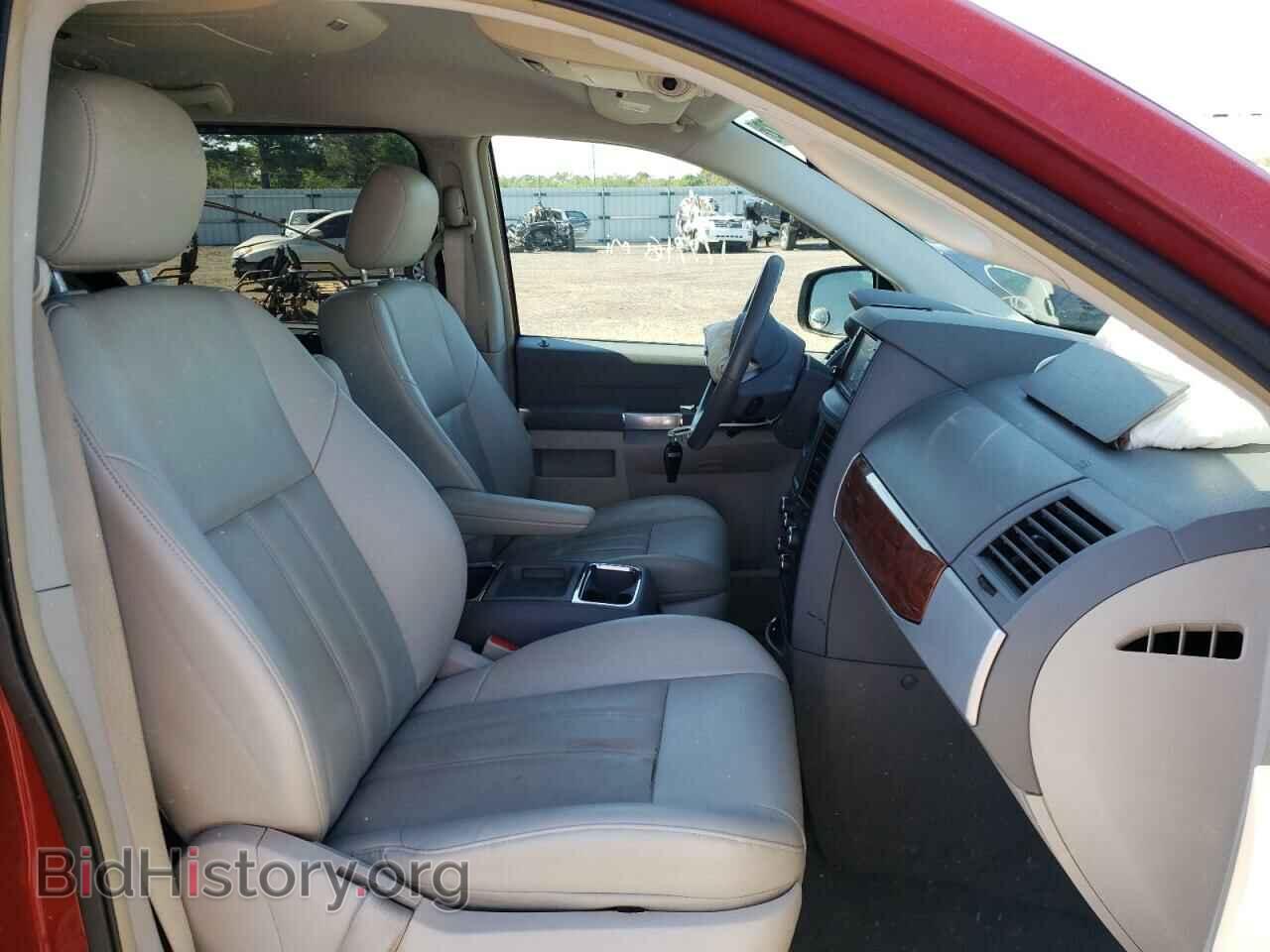 2008 CHRYSLER MINIVAN - VIN: 2A8HR54P48R103879 - Фото 5