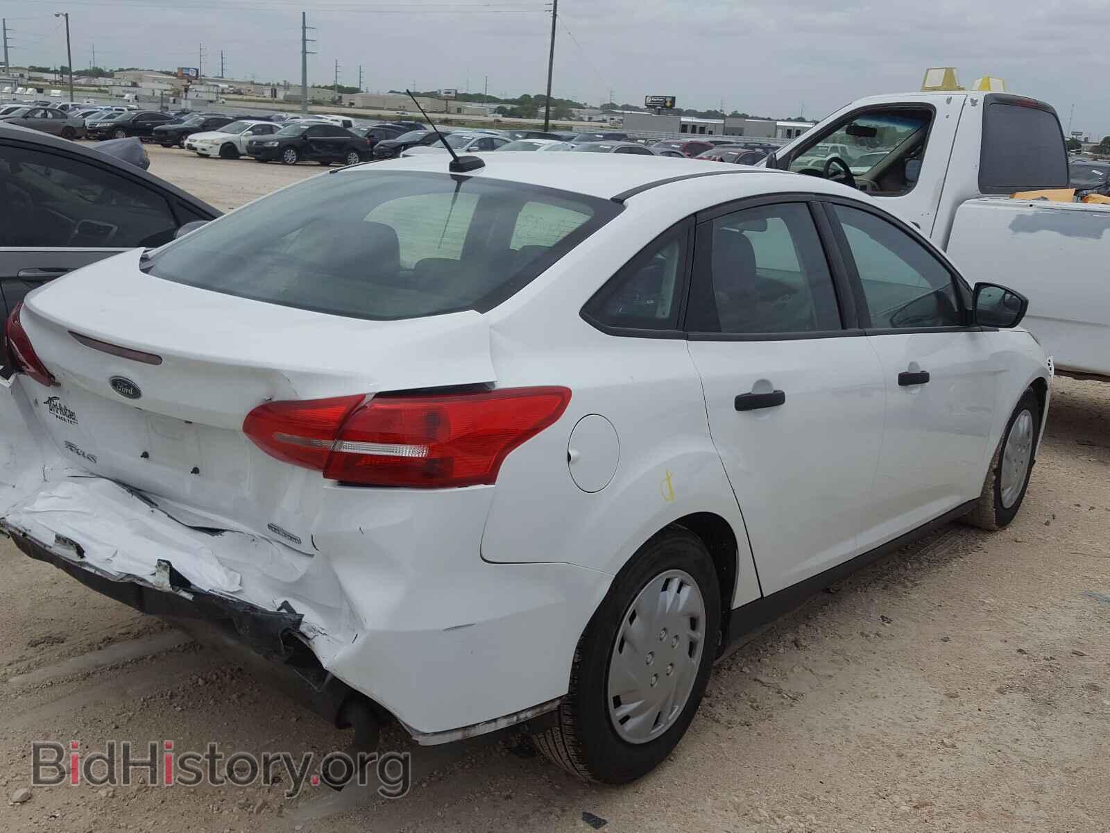 2016 FORD FOCUS - VIN: 1FADP3E26GL220914 - Photo 4