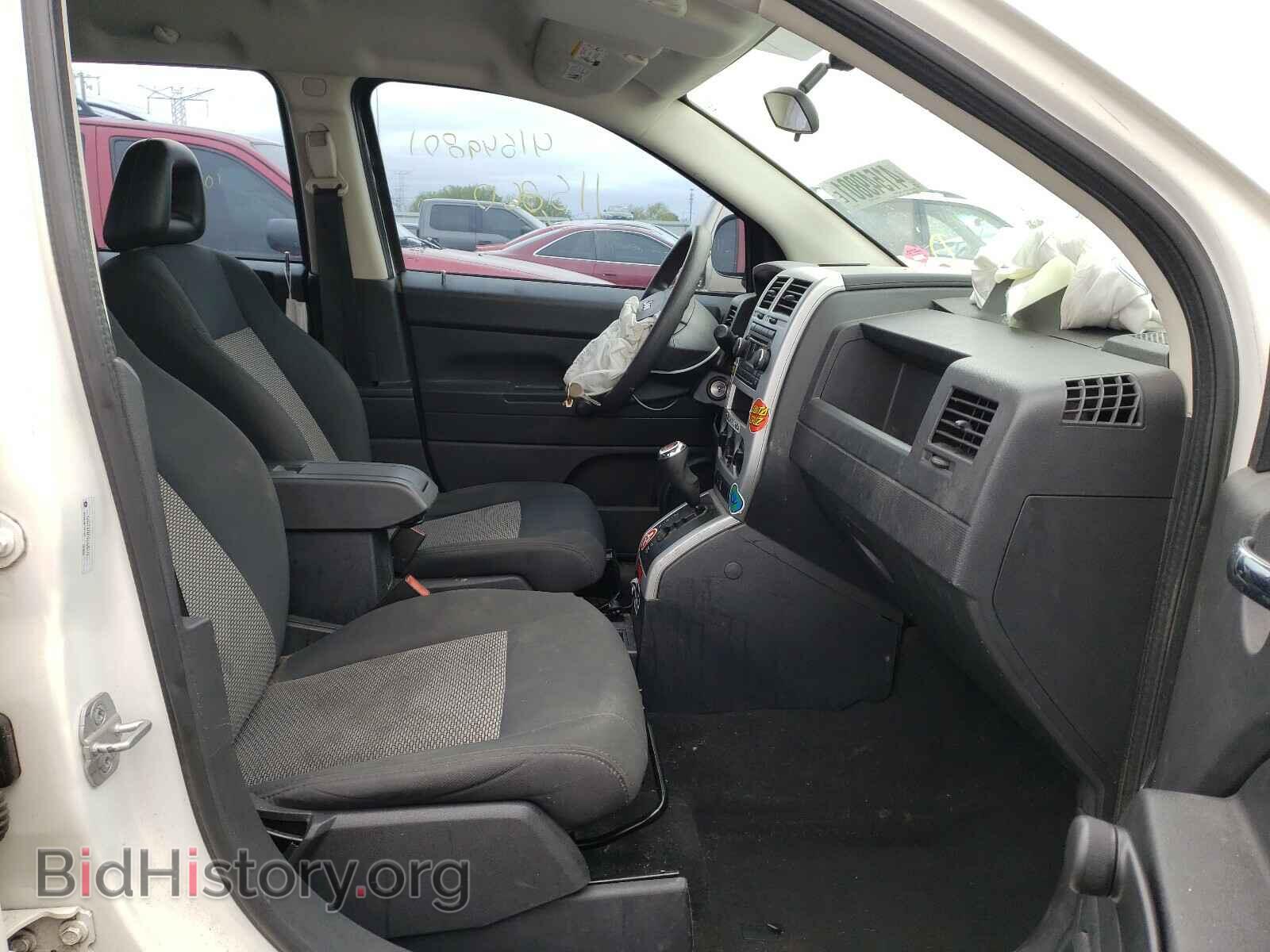 2008 JEEP COMPASS - VIN: 1J8FT47W18D626723 - Photo 5
