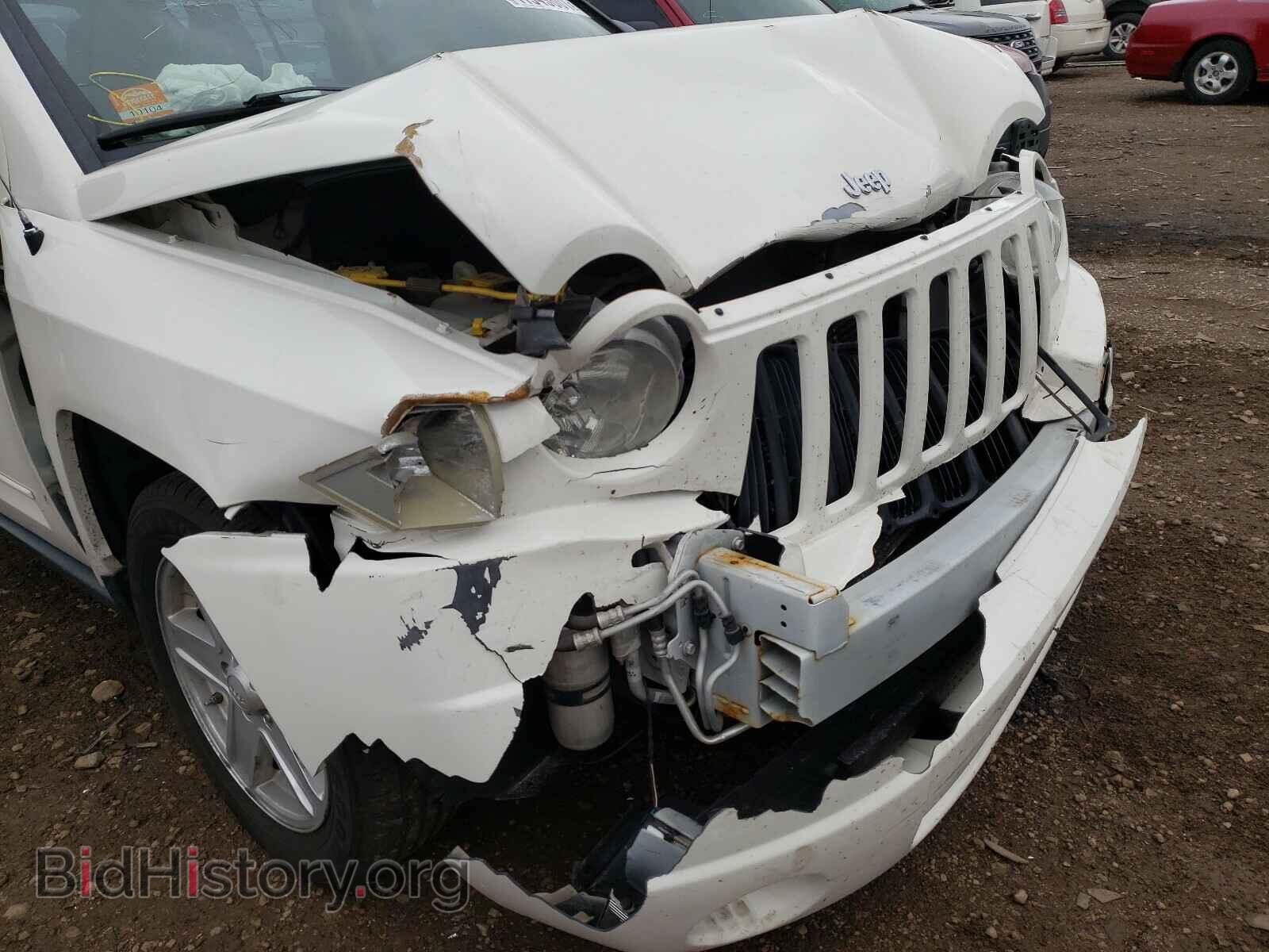 2008 JEEP COMPASS - VIN: 1J8FT47W18D626723 - Photo 9