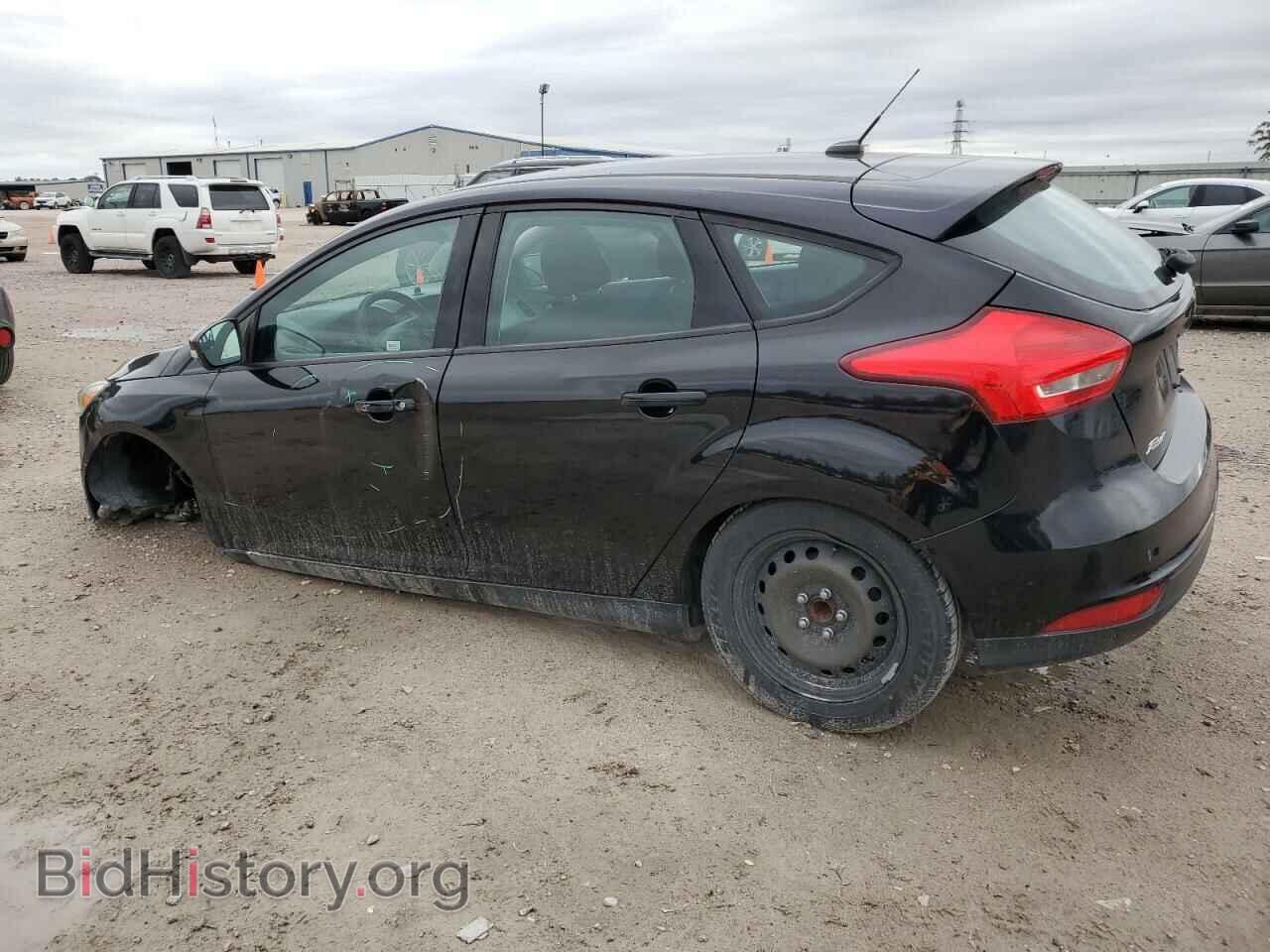 2017 FORD FOCUS - VIN: 1FADP3K2XHL258829 - Фото 2