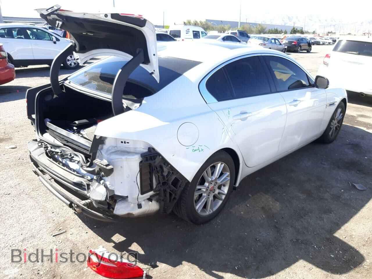 2017 JAGUAR XE - VIN: SAJAR4BG0HA976296 - Фото 4
