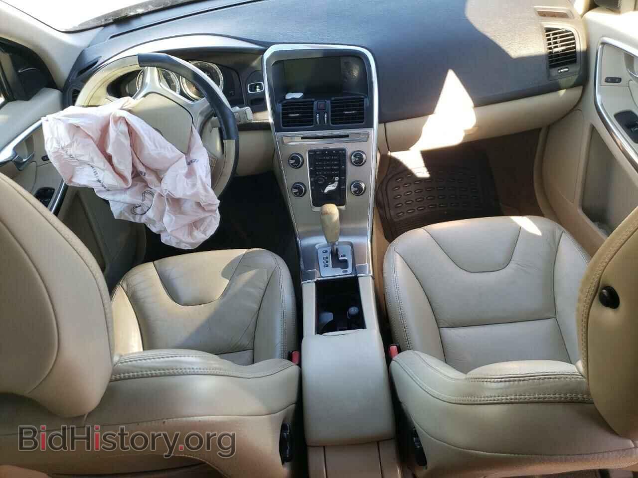 2012 VOLVO XC60 - VIN: YV4940DZ6C2287841 - Фото 8
