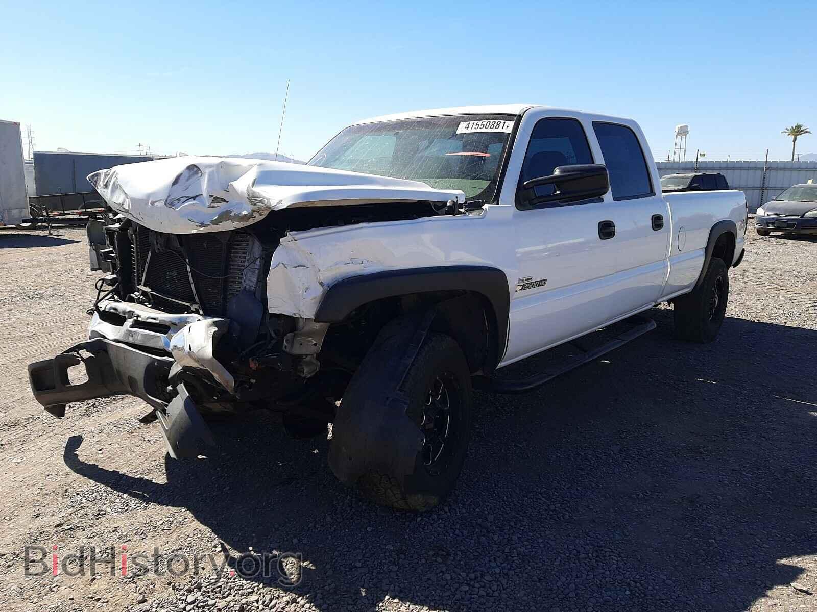 2006 CHEVROLET SILVERADO - VIN: 1GCHK23D06F142958 - Фото 2