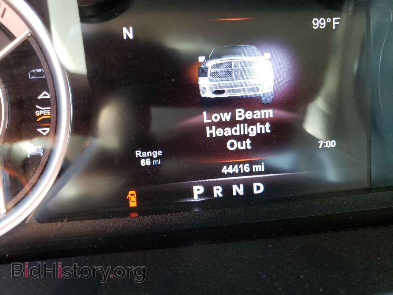 2017 RAM 1500 - VIN: 3C6RR7LT9HG505853 - Фото 8