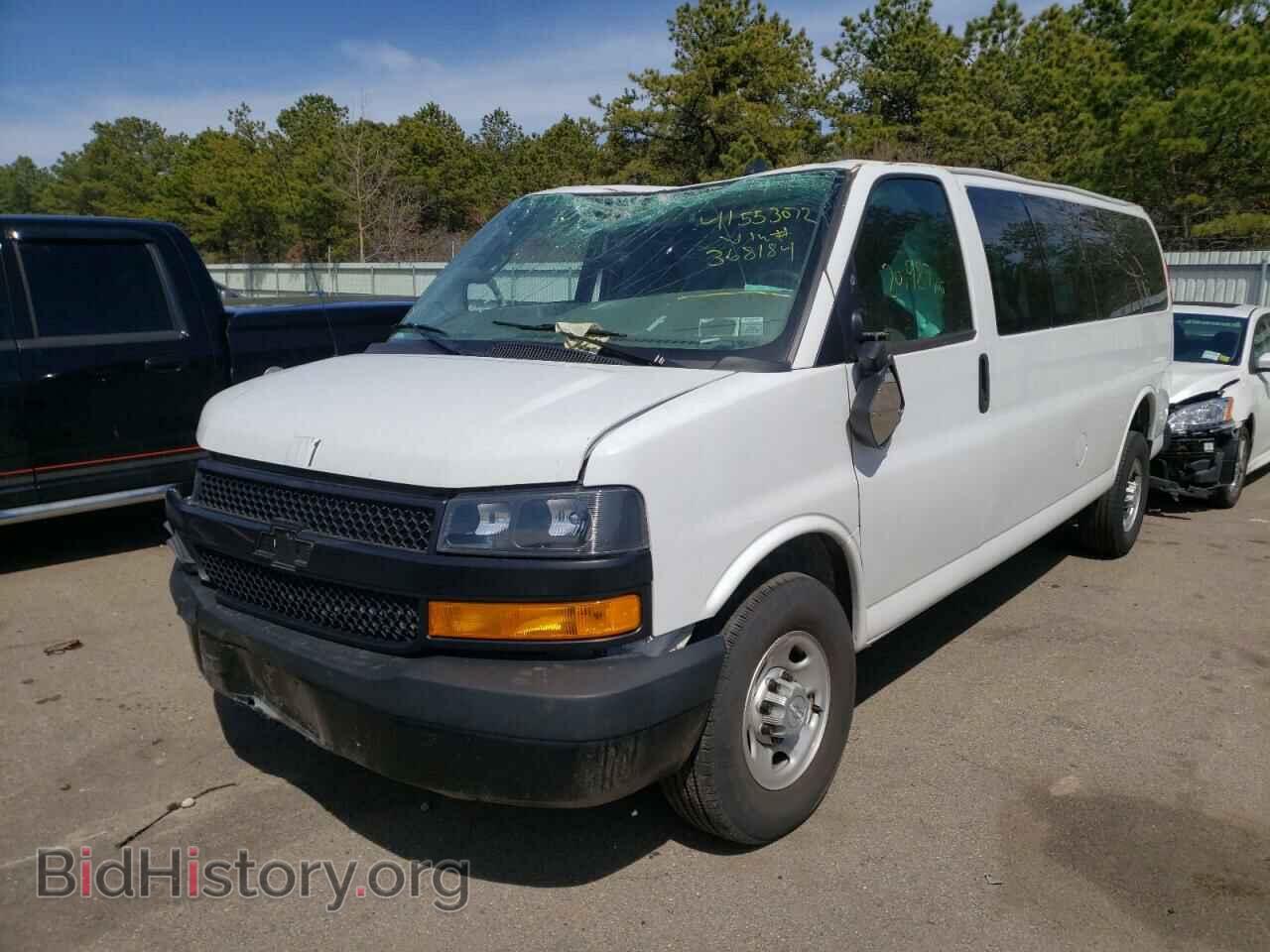 2019 CHEVROLET EXPRESS - VIN: 1GAZGNFP7K1368184 - Фото 2