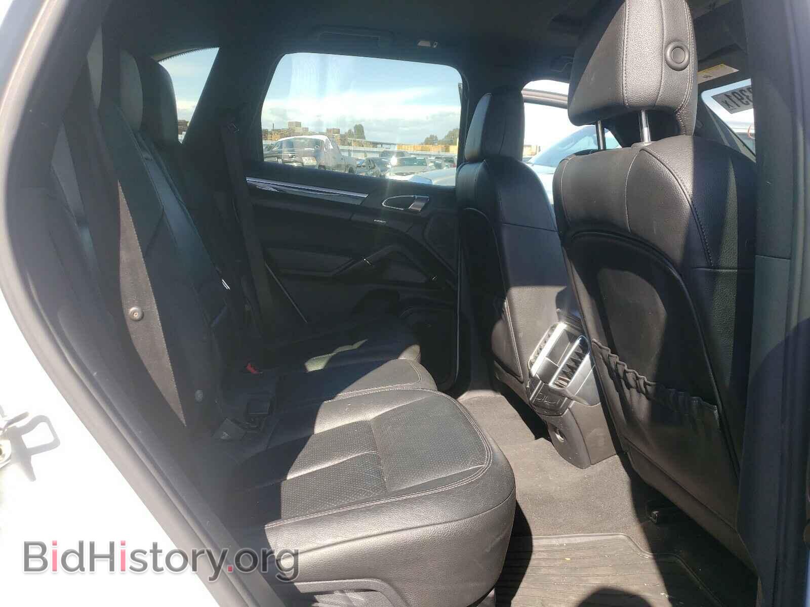 2012 PORSCHE CAYENNE - VIN: WP1AA2A25CLA10196 - Фото 6