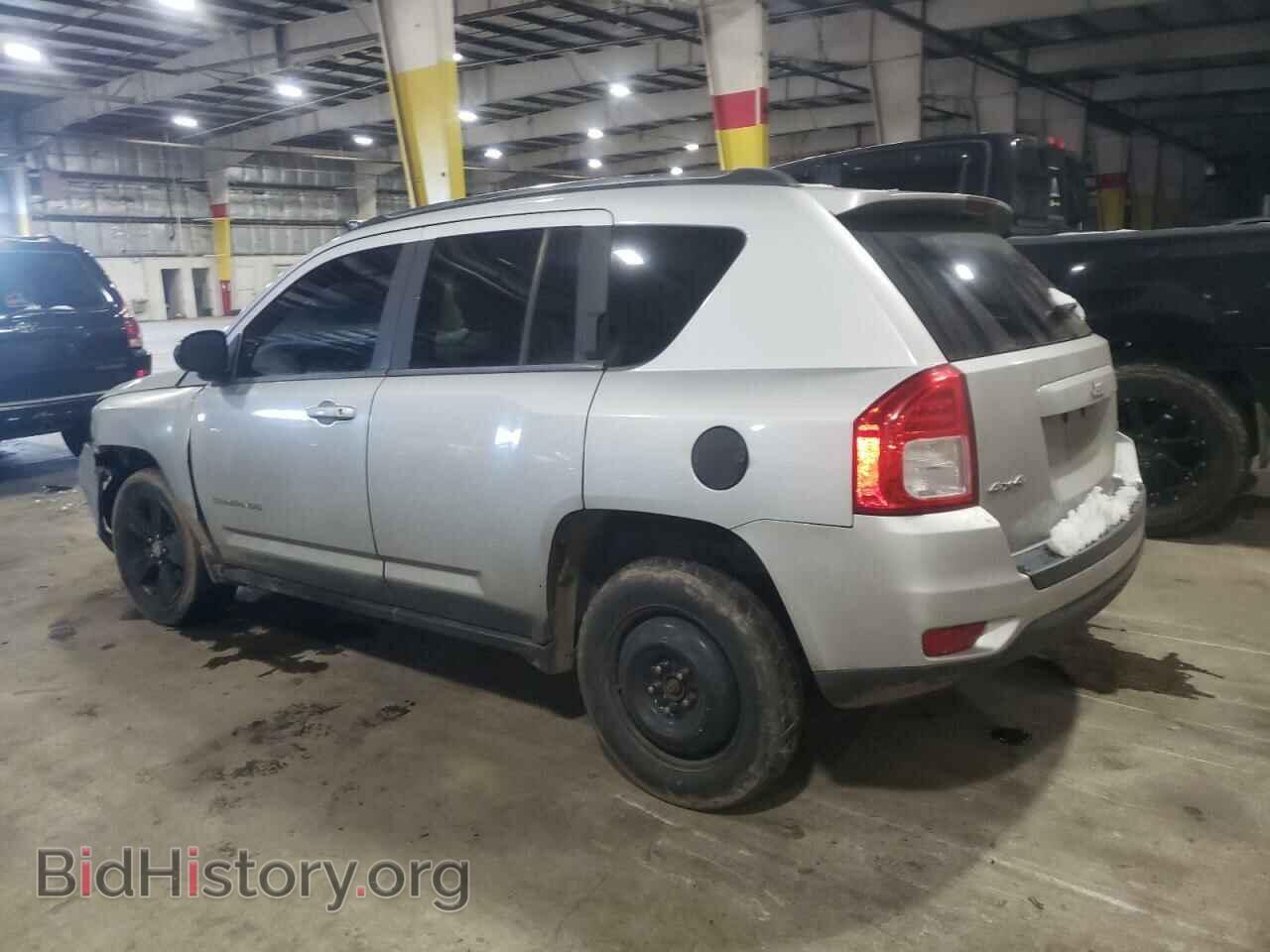 2011 JEEP COMPASS - VIN: 1J4NF1FB7BD183227 - Photo 2