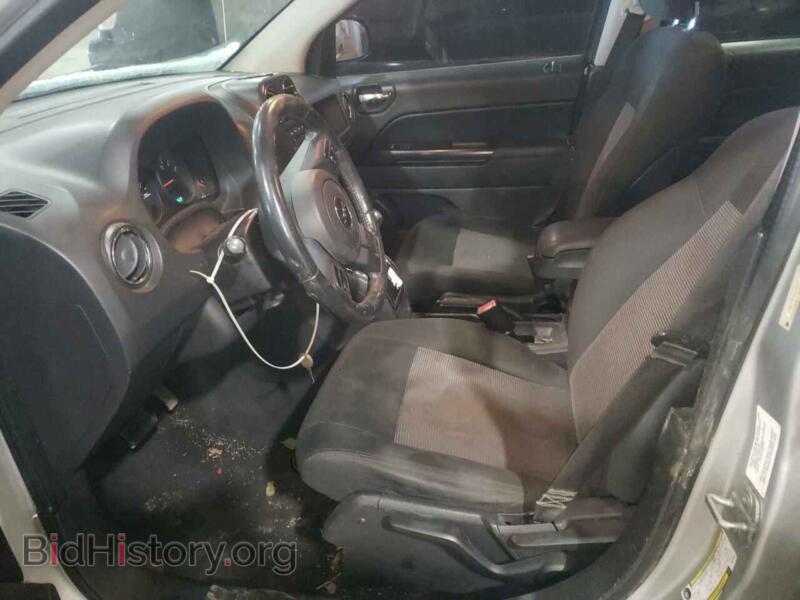 2011 Jeep COMPASS (VIN 1J4NF1FB7BD183227) — photo 7 of 13