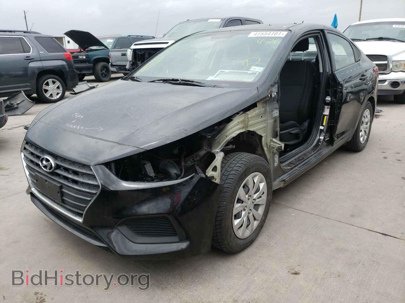 2018 HYUNDAI ACCENT - VIN: 3KPC24A32JE025451 - Фото 2