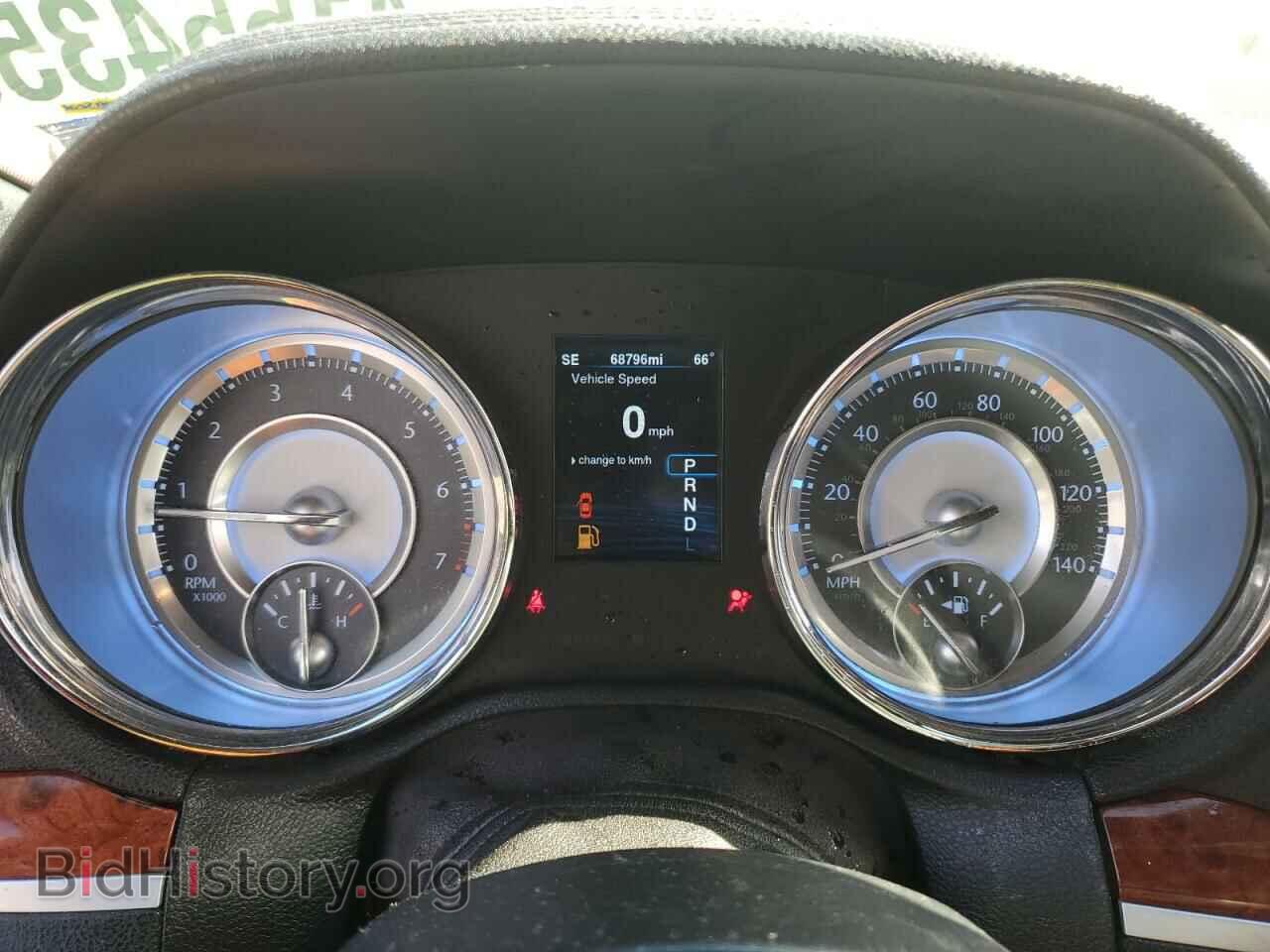 2014 CHRYSLER 300 - VIN: 2C3CCAAGXEH372832 - Фото 9