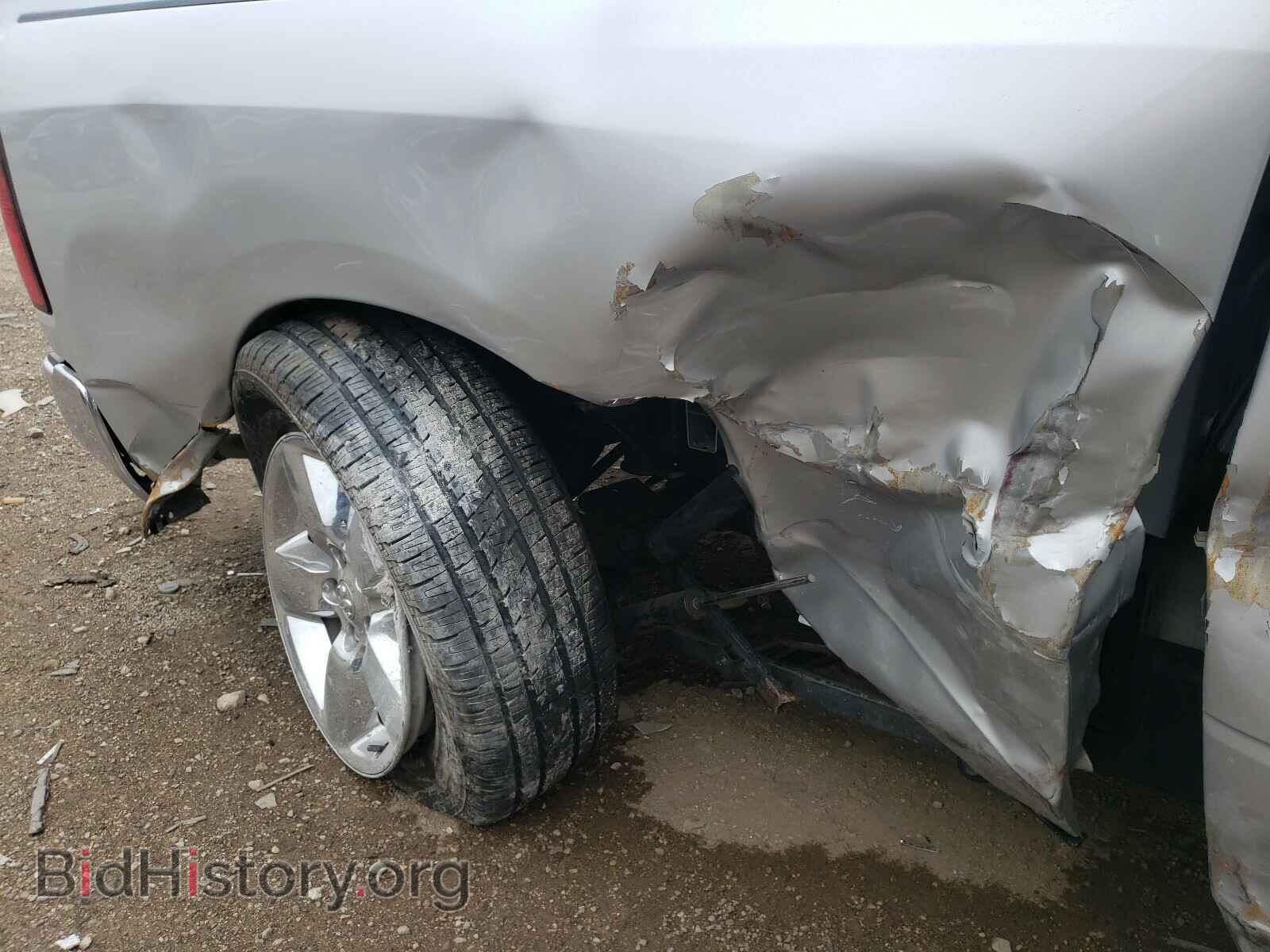 2016 RAM 1500 - VIN: 1C6RR7GT7GS390655 - Фото 9