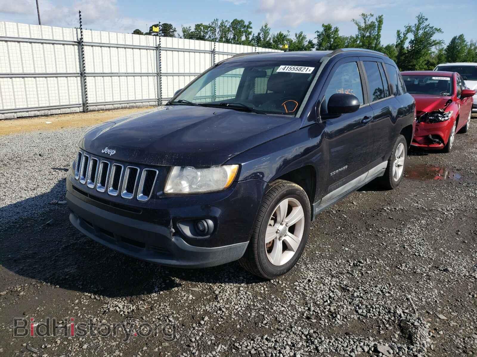2011 JEEP COMPASS - VIN: 1J4NT1FAXBD138797 - Photo 2