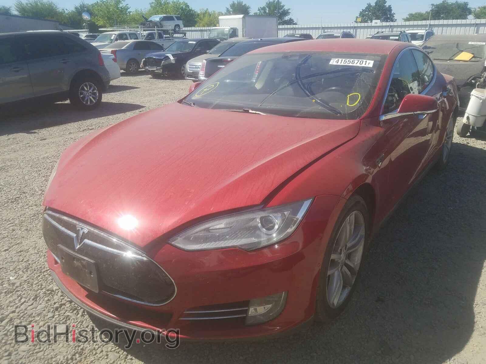 2014 TESLA MODEL S - VIN: 5YJSA1H1XEFP63595 - Фото 2