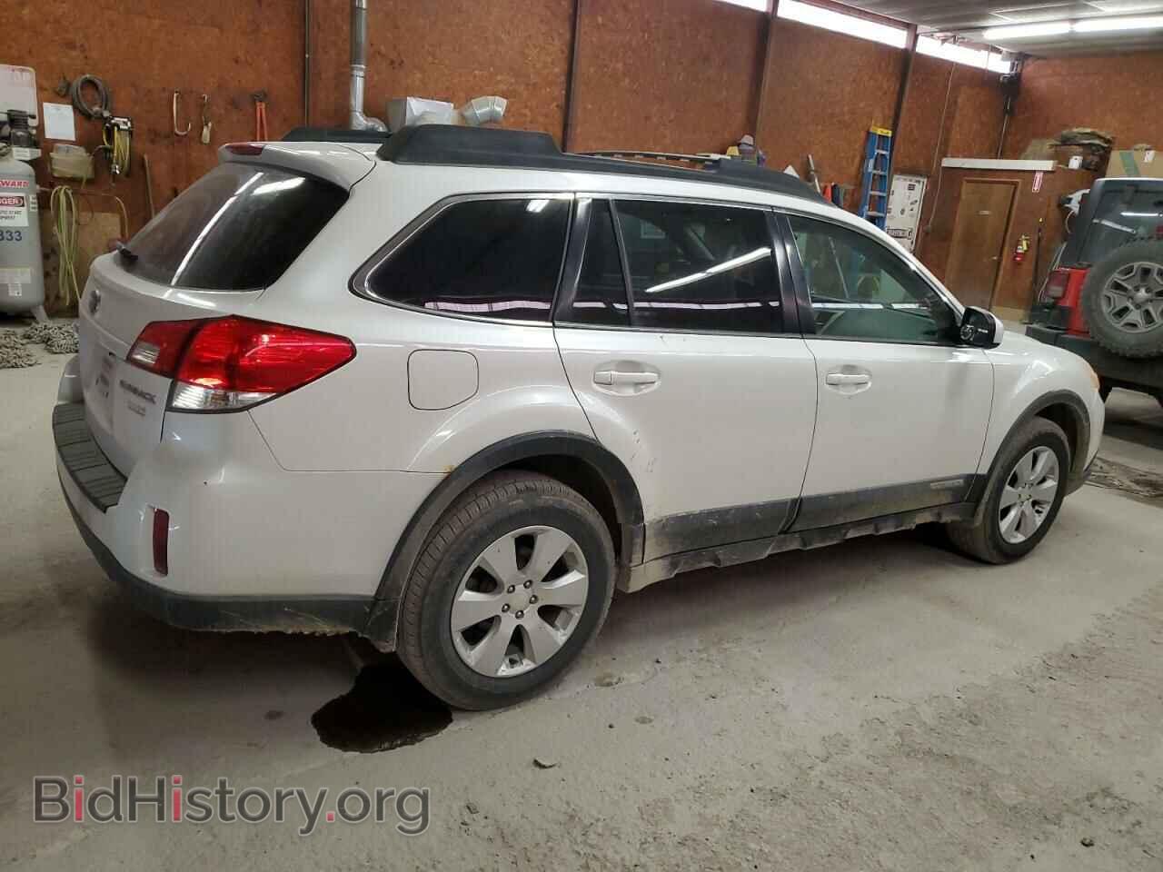 2011 SUBARU OUTBACK - VIN: 4S4BRBCC1B3411694 - Фото 3