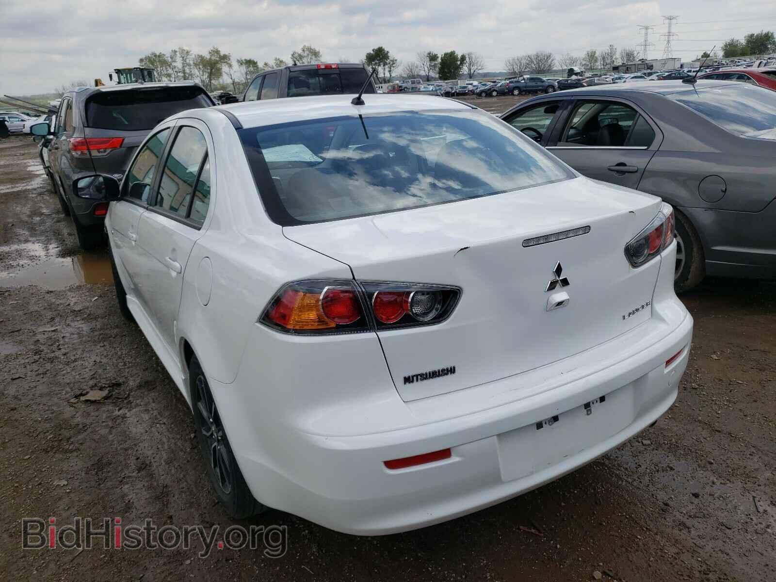 2017 MITSUBISHI LANCER - VIN: JA32U2FUXHU015790 - Фото 3