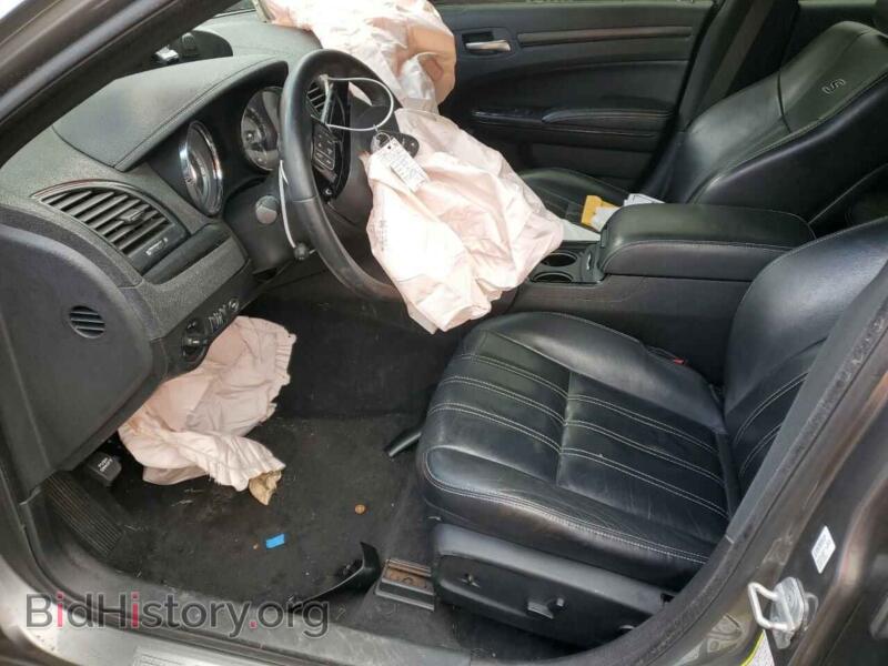 2012 Chrysler 300 (VIN 2C3CCAJT2CH275179) — фото 7 из 12