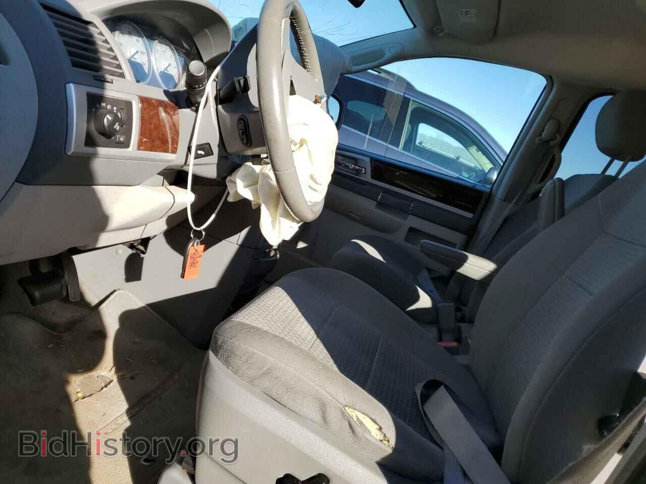 2010 CHRYSLER MINIVAN - VIN: 2A4RR5D17AR249653 - Photo 7