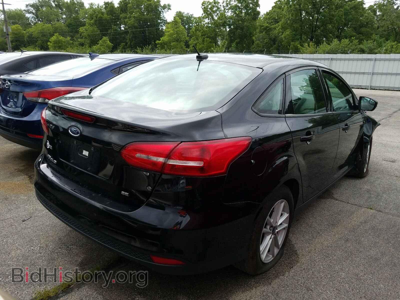 2017 FORD FOCUS - VIN: 1FADP3F23HL285543 - Фото 4