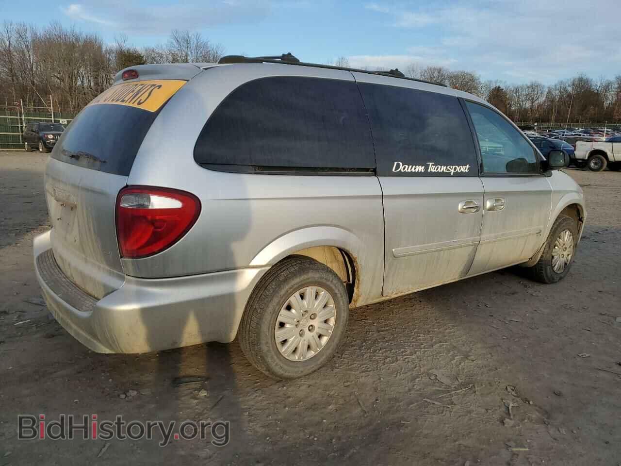 2006 CHRYSLER MINIVAN - VIN: 2A8GP44R46R615877 - Фото 3