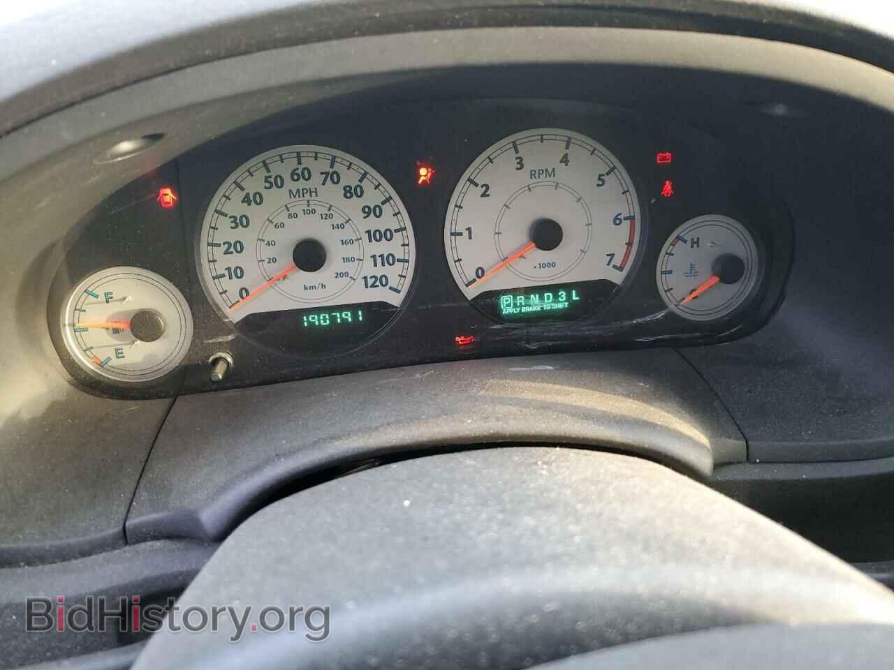 2006 CHRYSLER MINIVAN - VIN: 2A8GP44R46R615877 - Фото 9